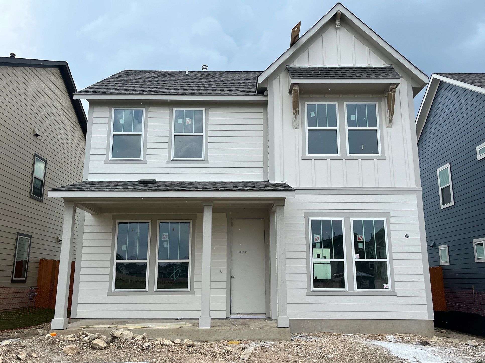 Exterior:Front Exterior