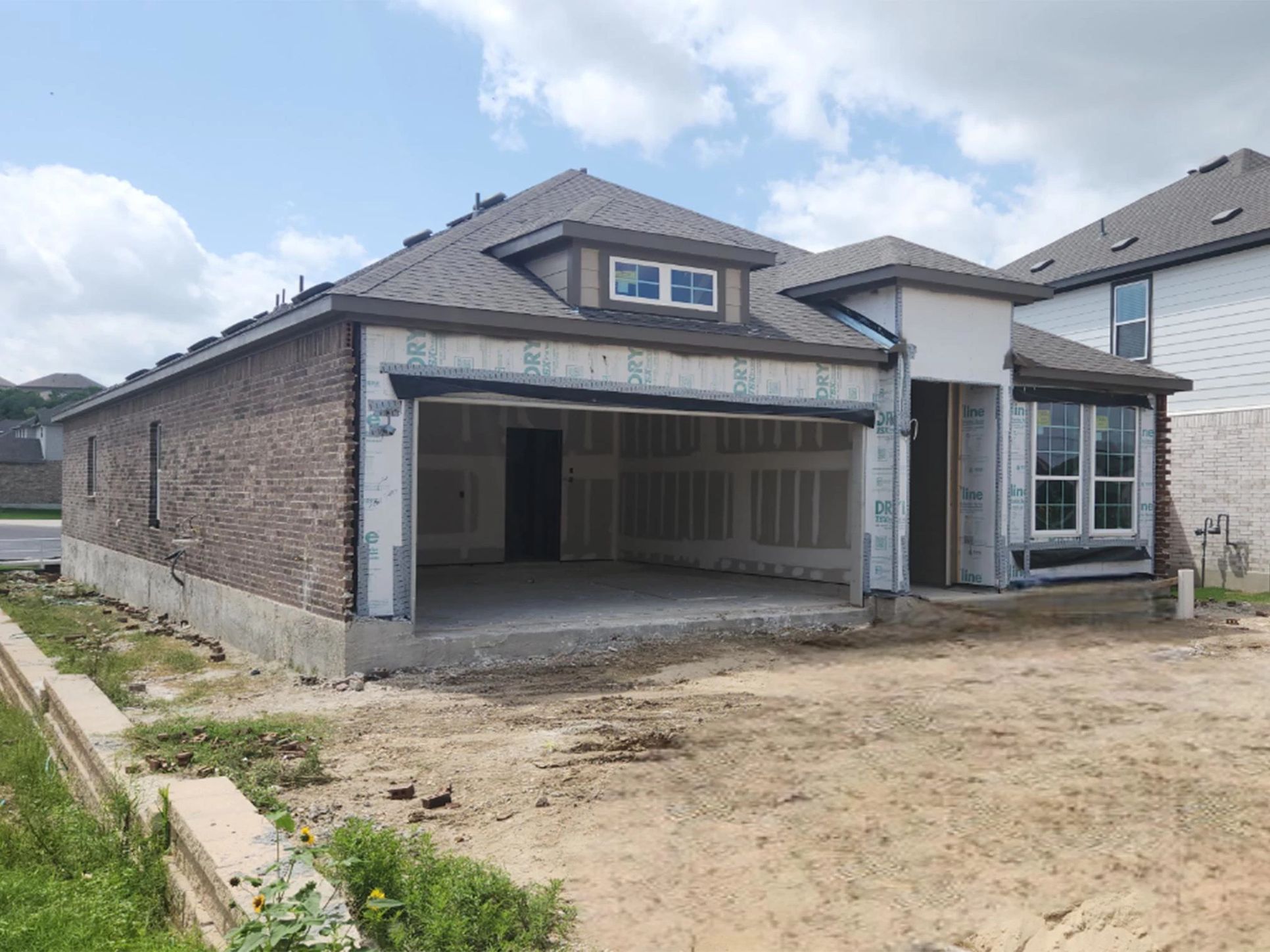 Exterior:Front Elevation