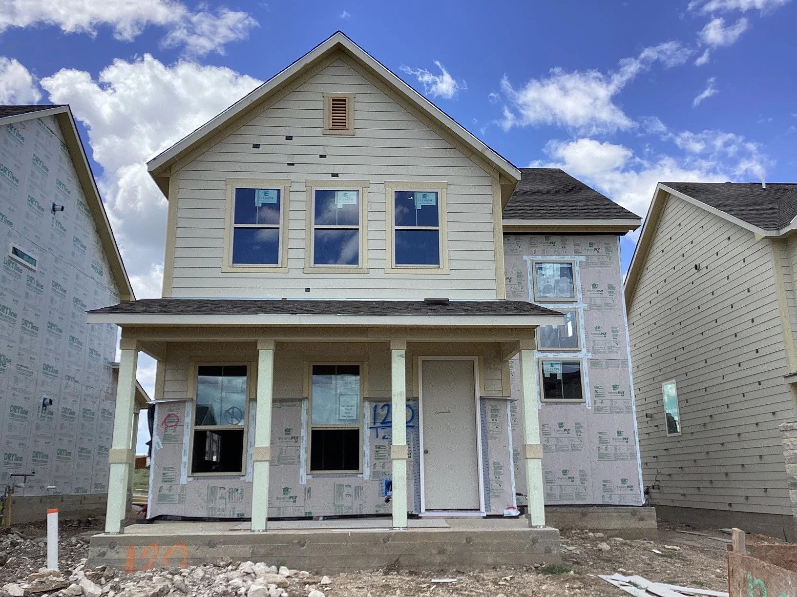 Exterior:Front Exterior