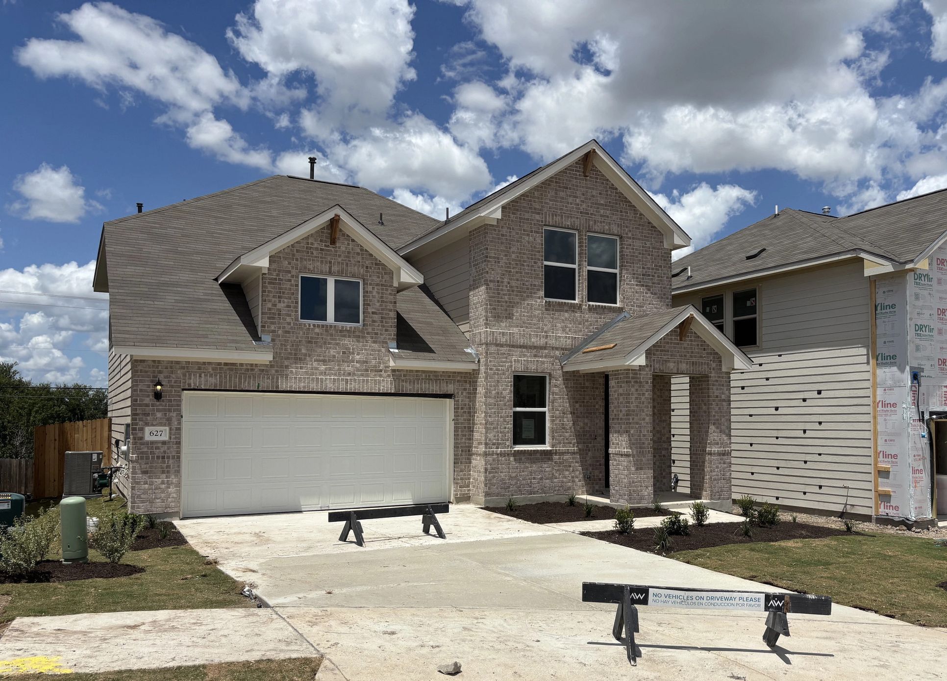 Exterior:Front Exterior