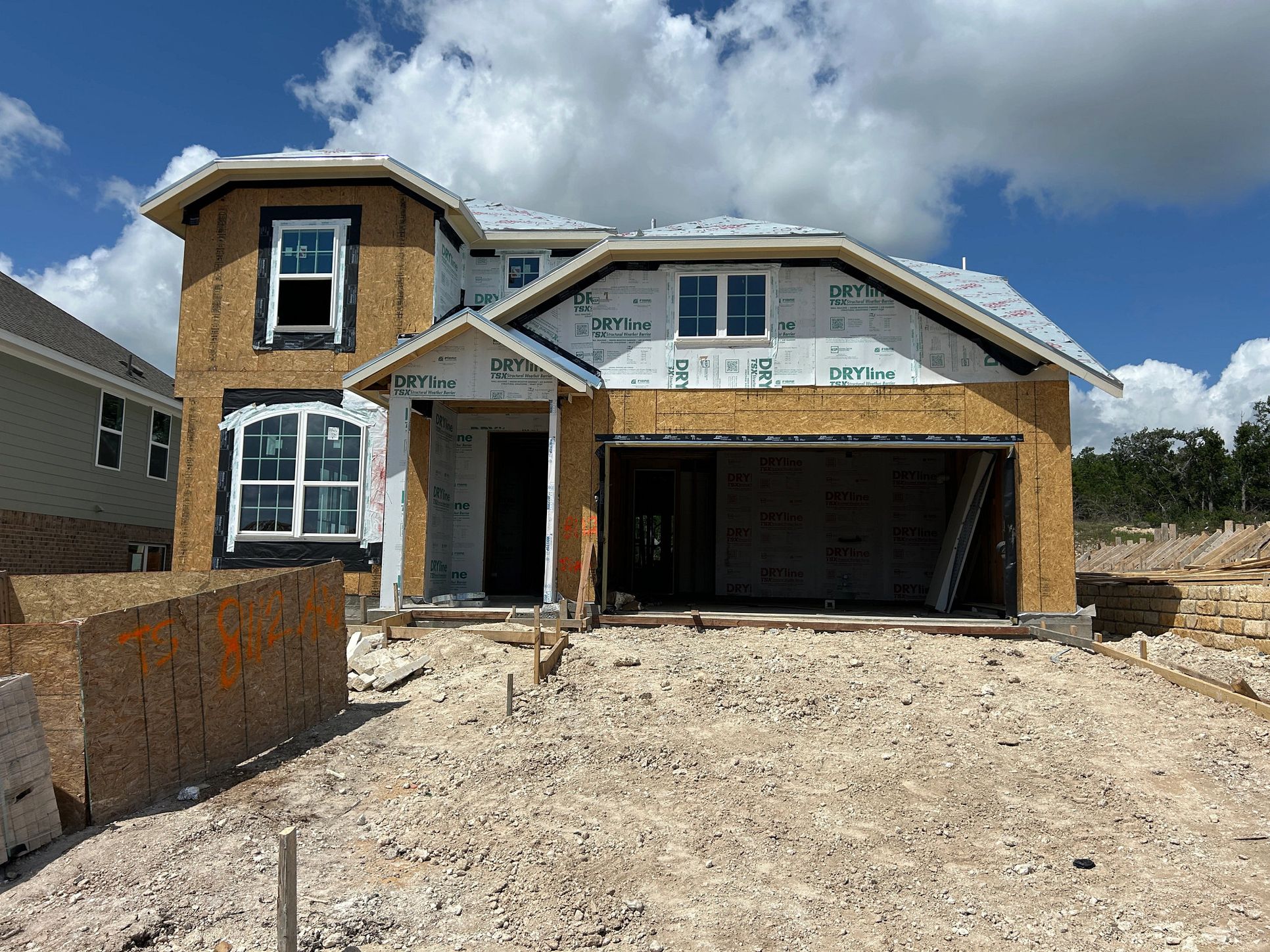 Exterior:Front Exterior