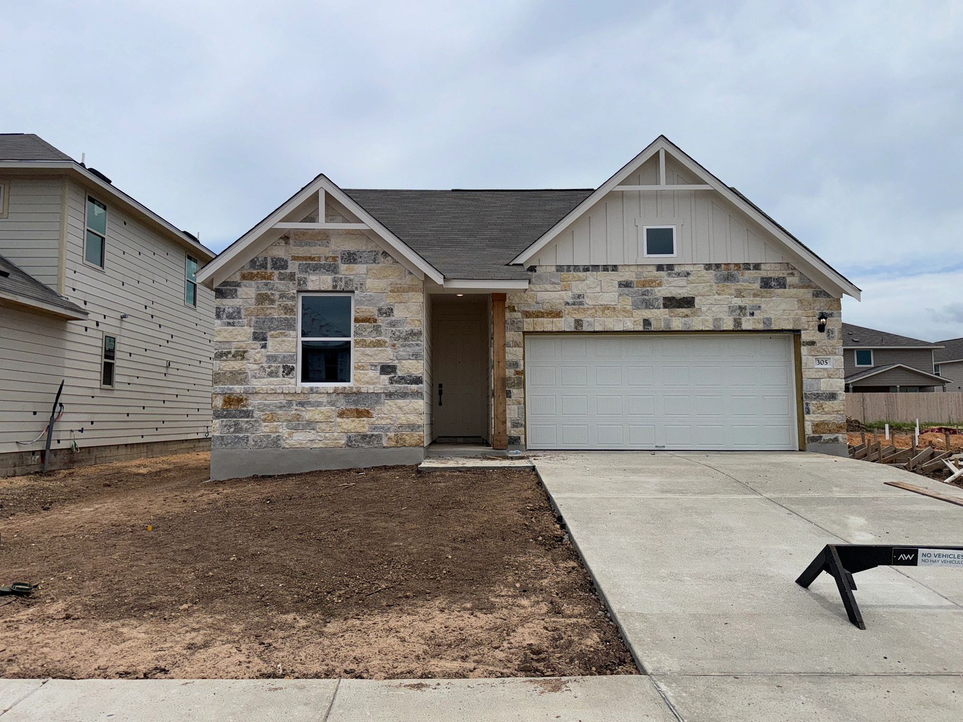 Exterior:Front Exterior