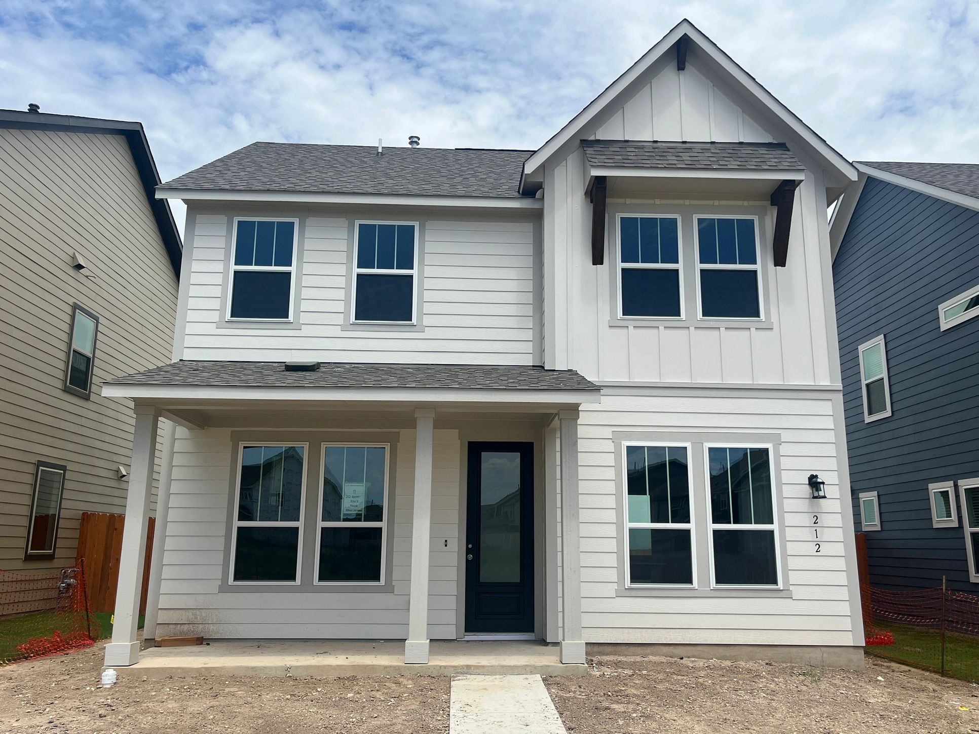 Exterior:Front Exterior