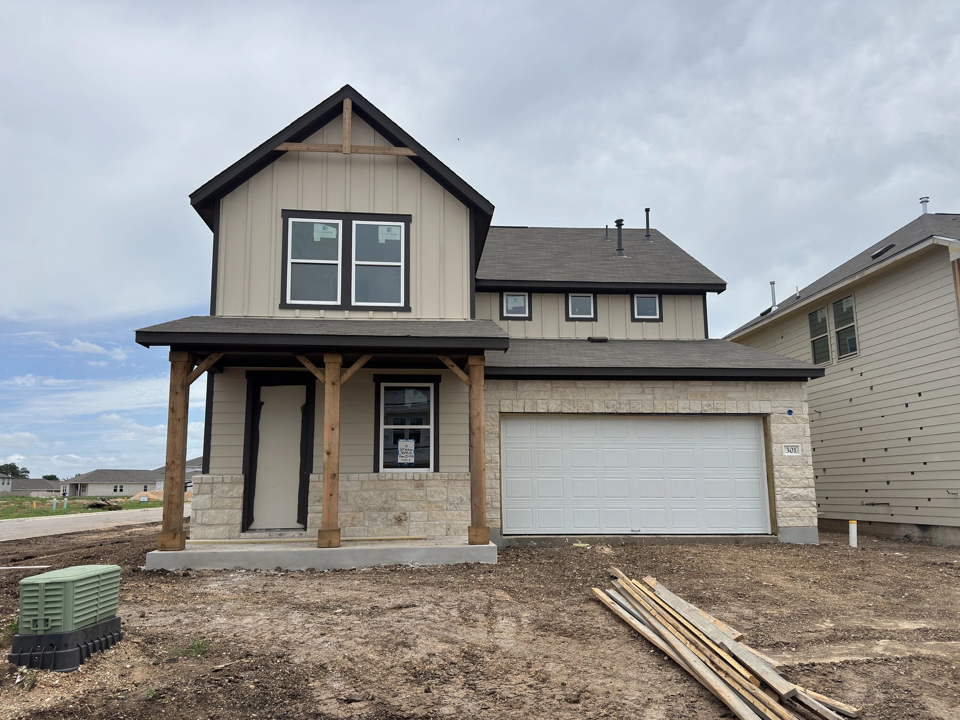Exterior:Front Exterior