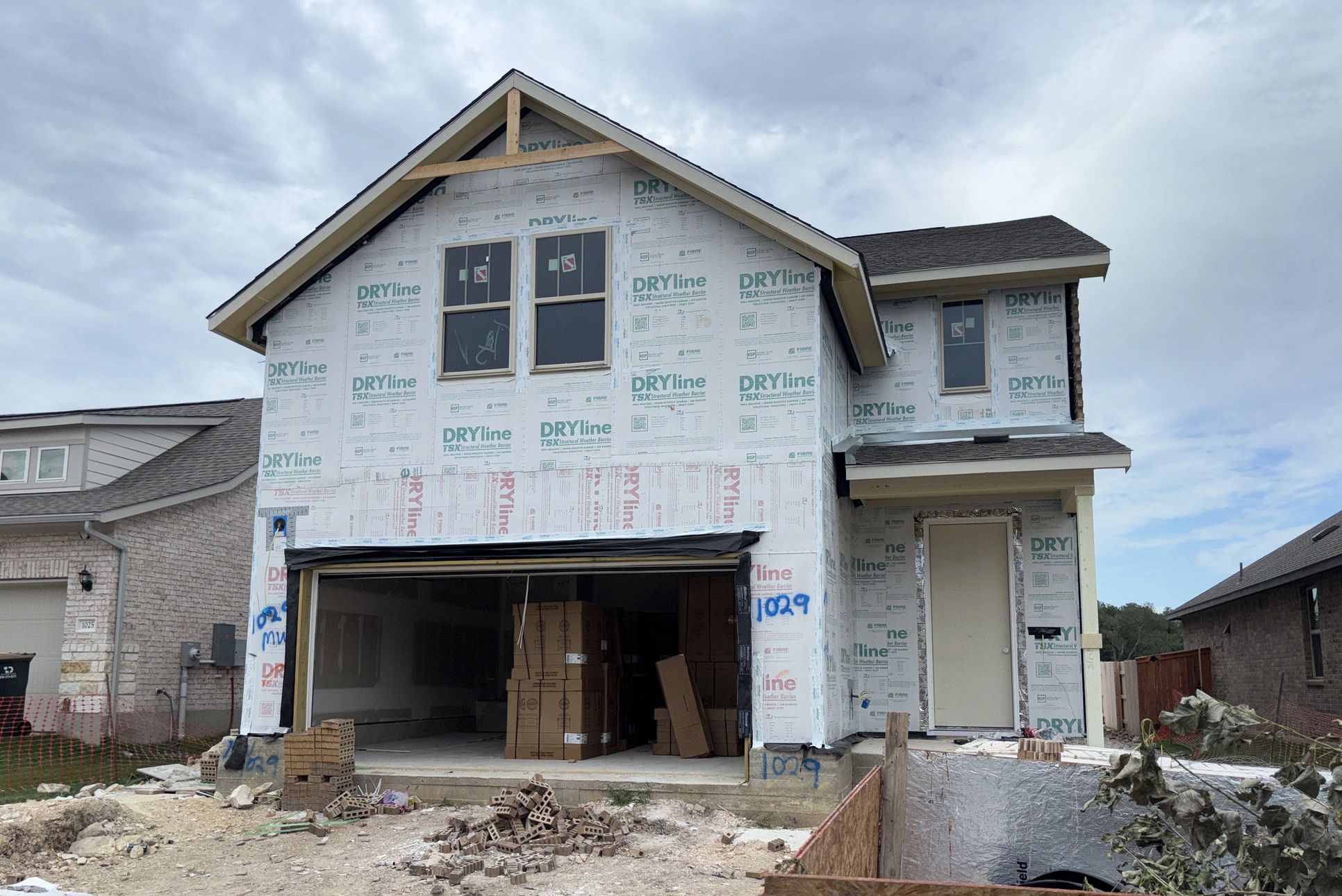 Exterior:Front Exterior