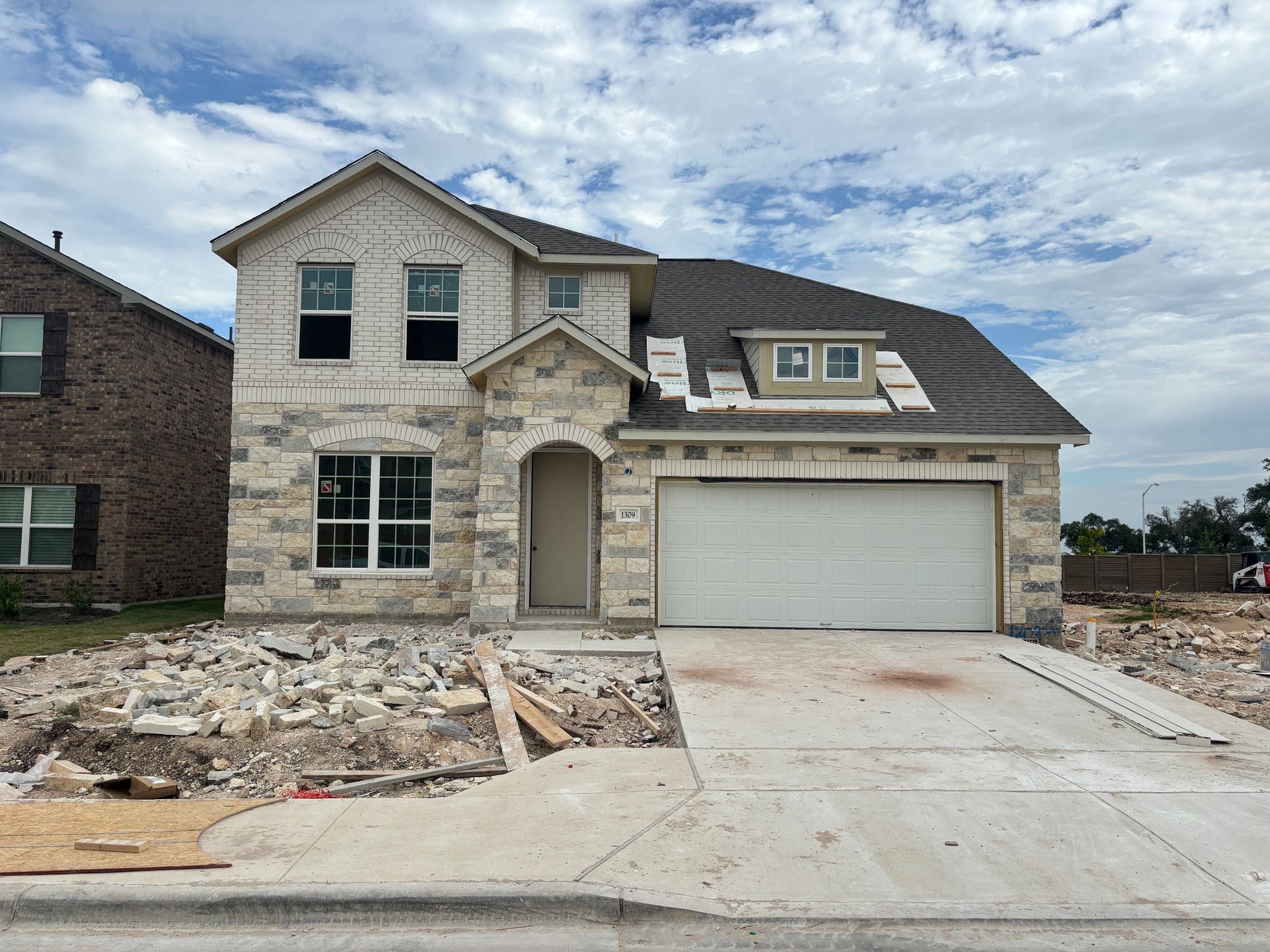 Exterior:Front Exterior
