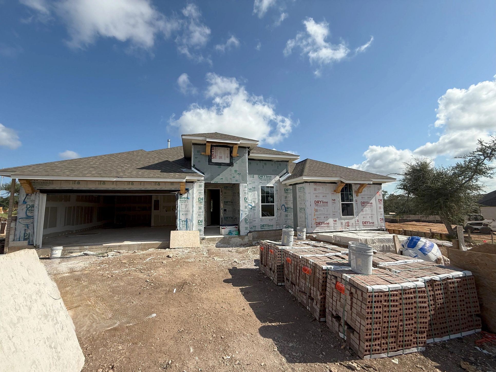 Exterior:Front Exterior