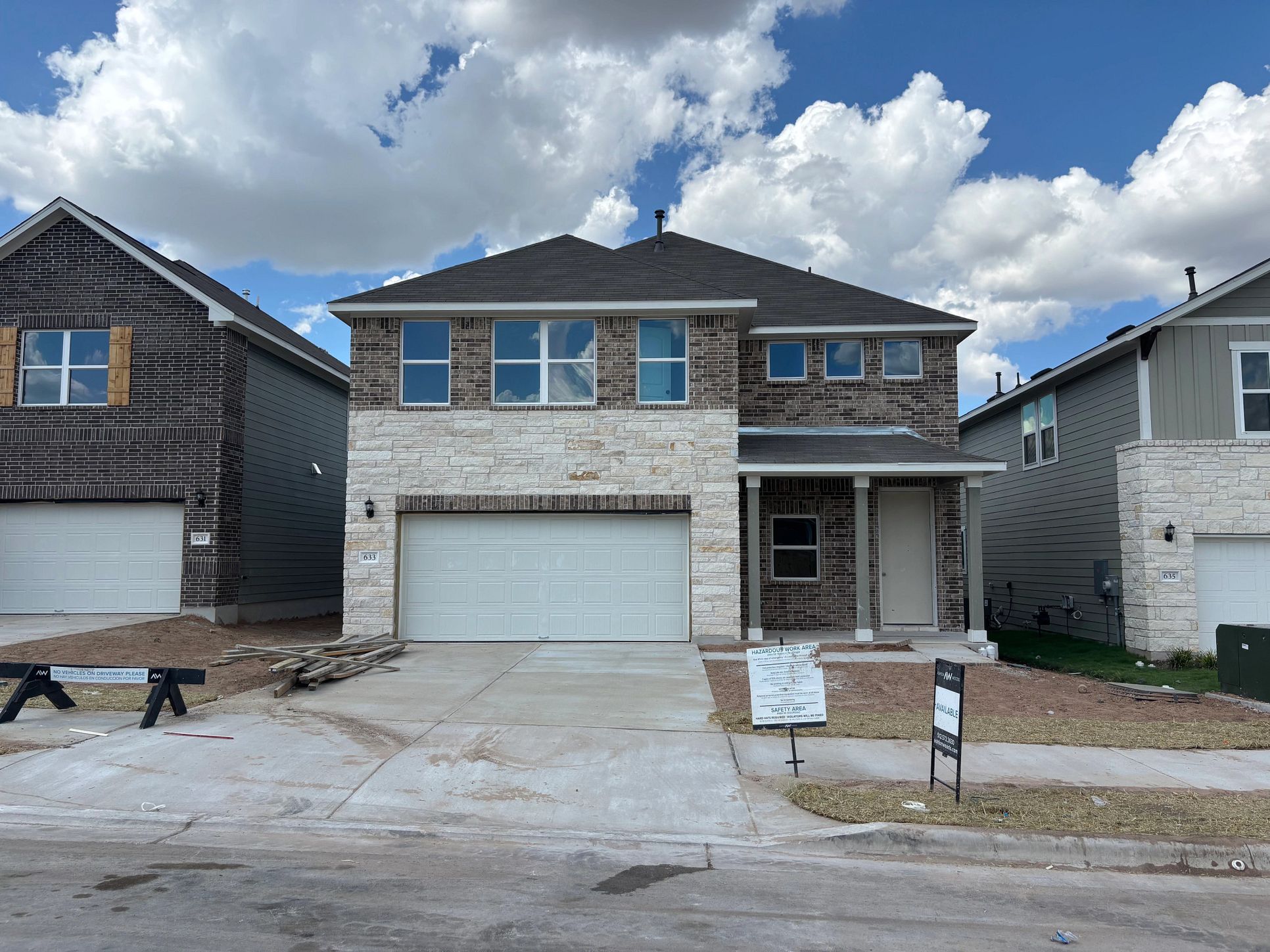 Exterior:Front Exterior