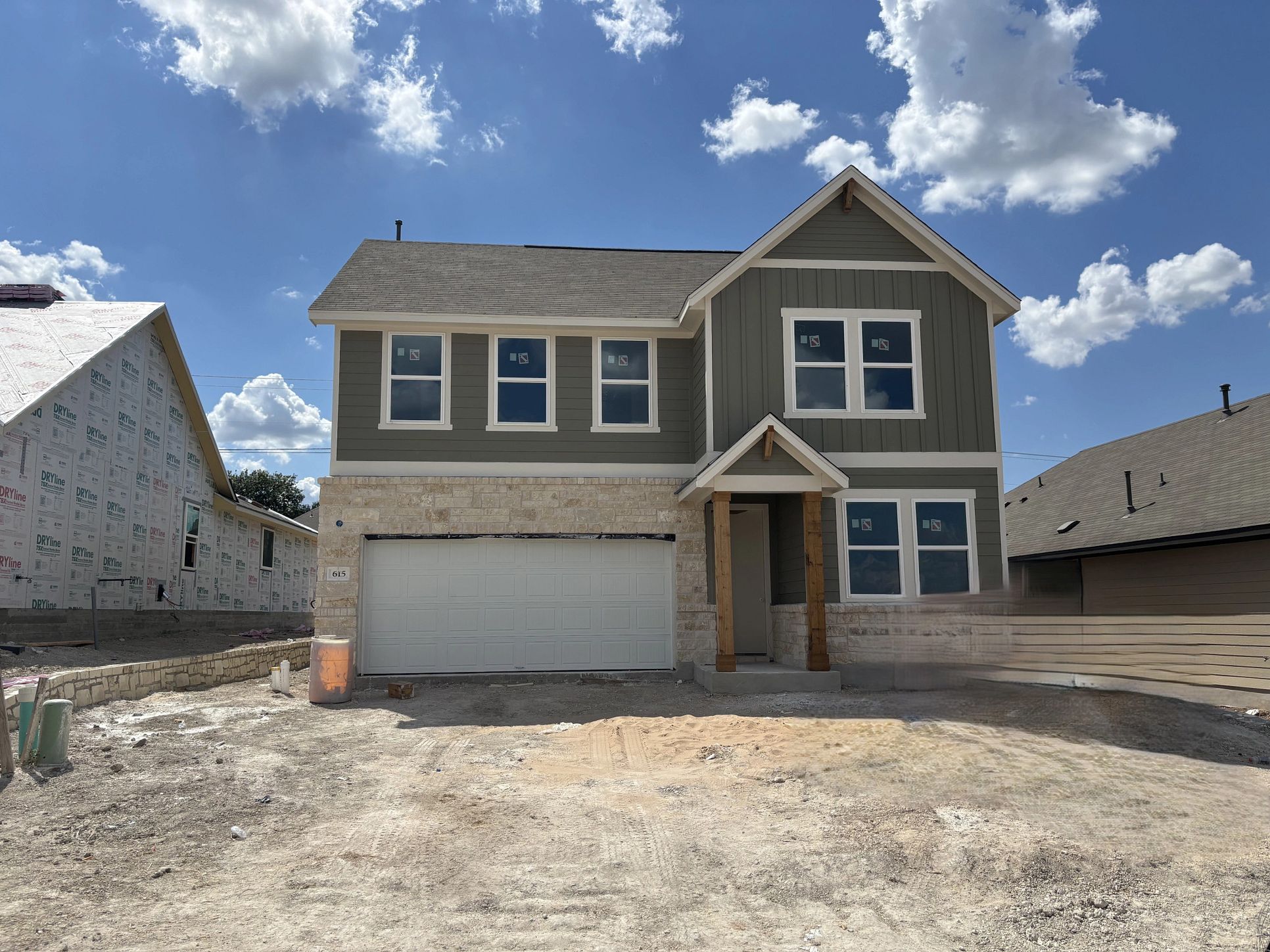 Exterior:Front Exterior