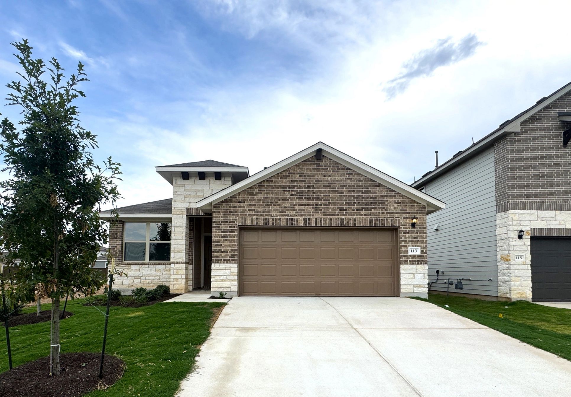 Exterior:Front Exterior