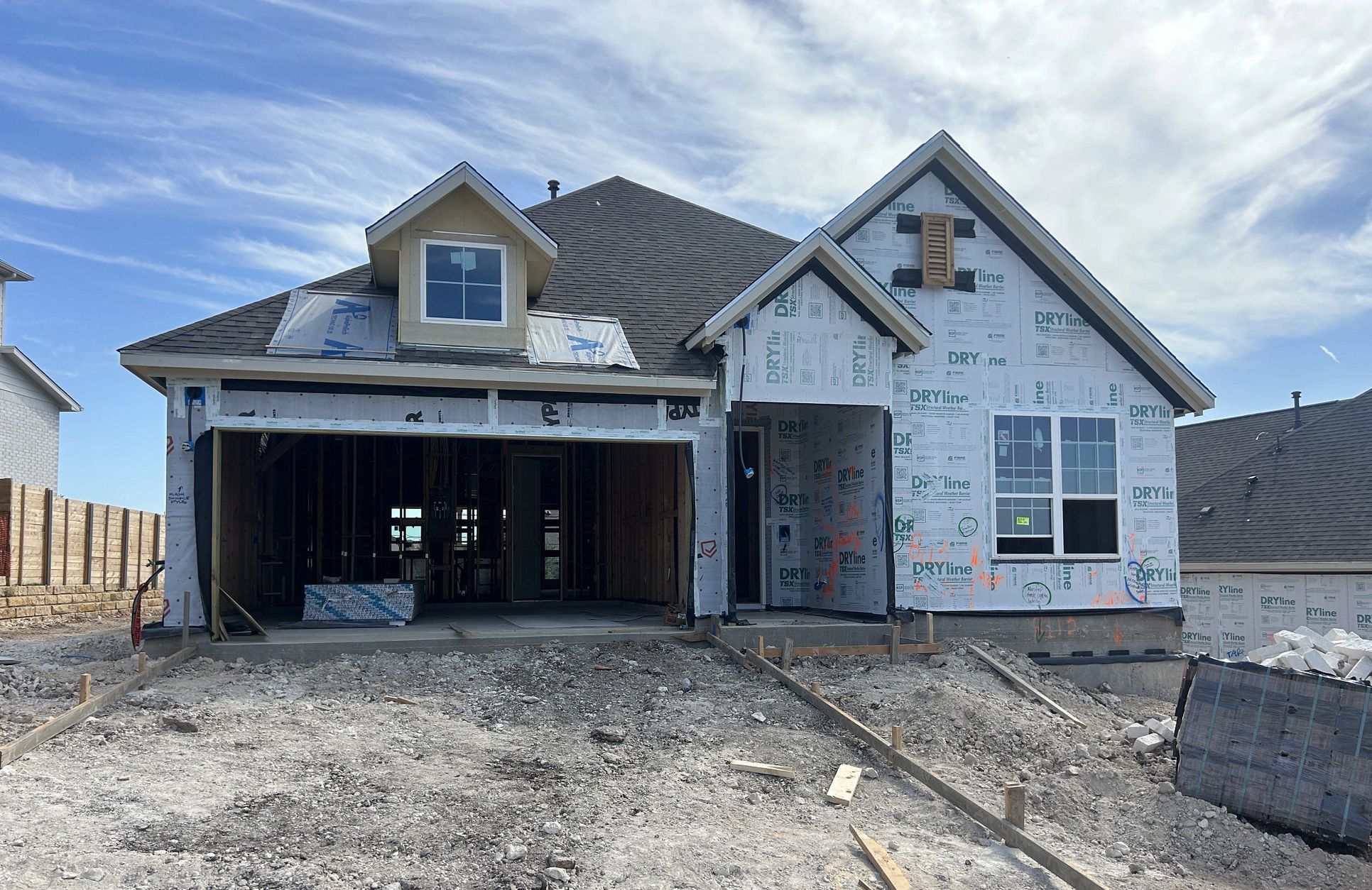 Exterior:Front Exterior