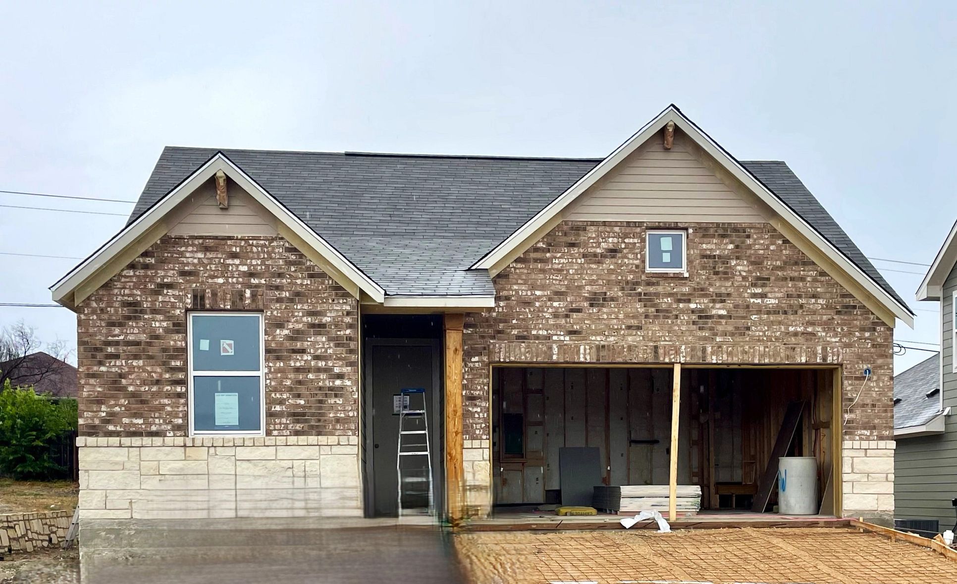 Exterior:Front Exterior