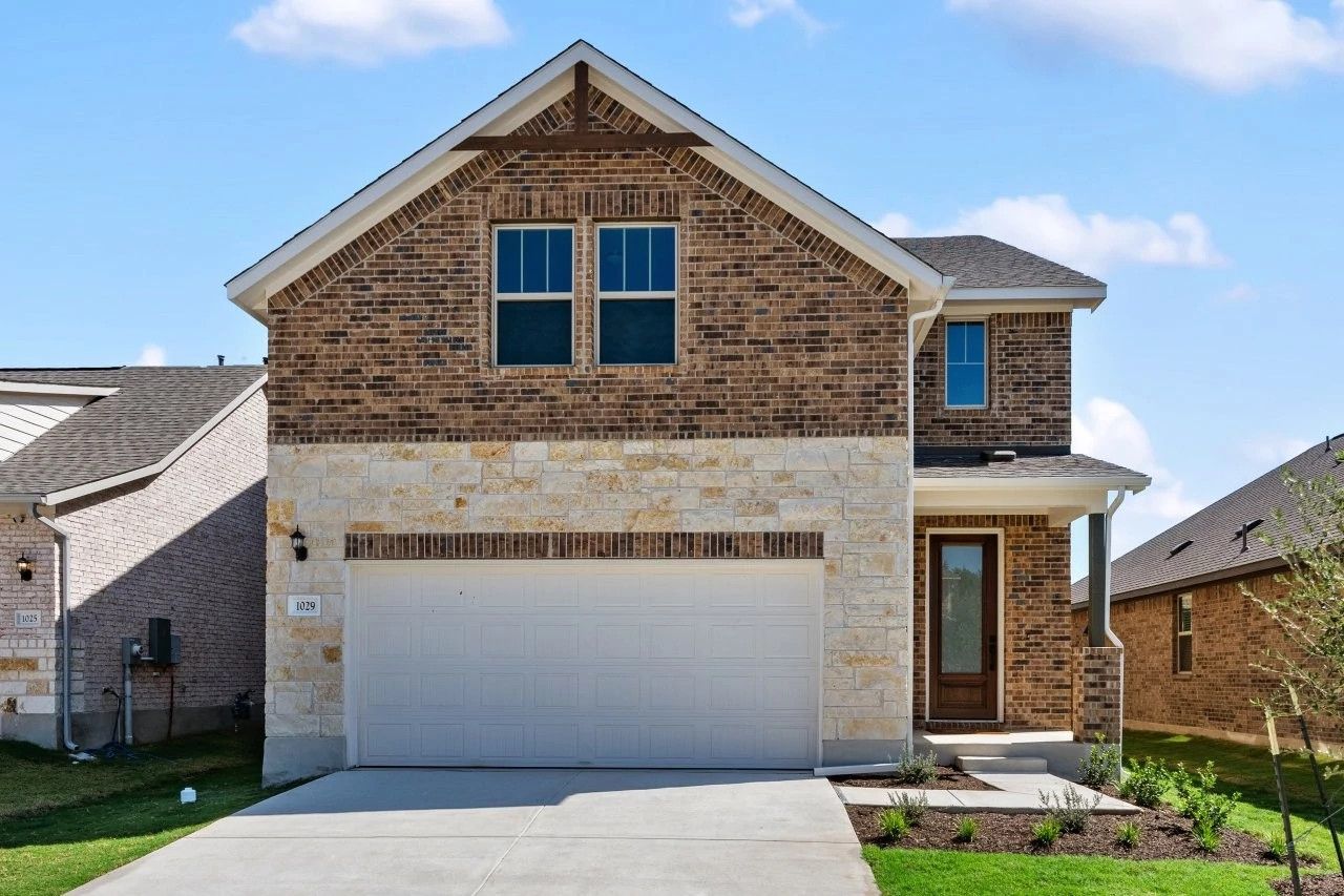 Exterior:Front Exterior