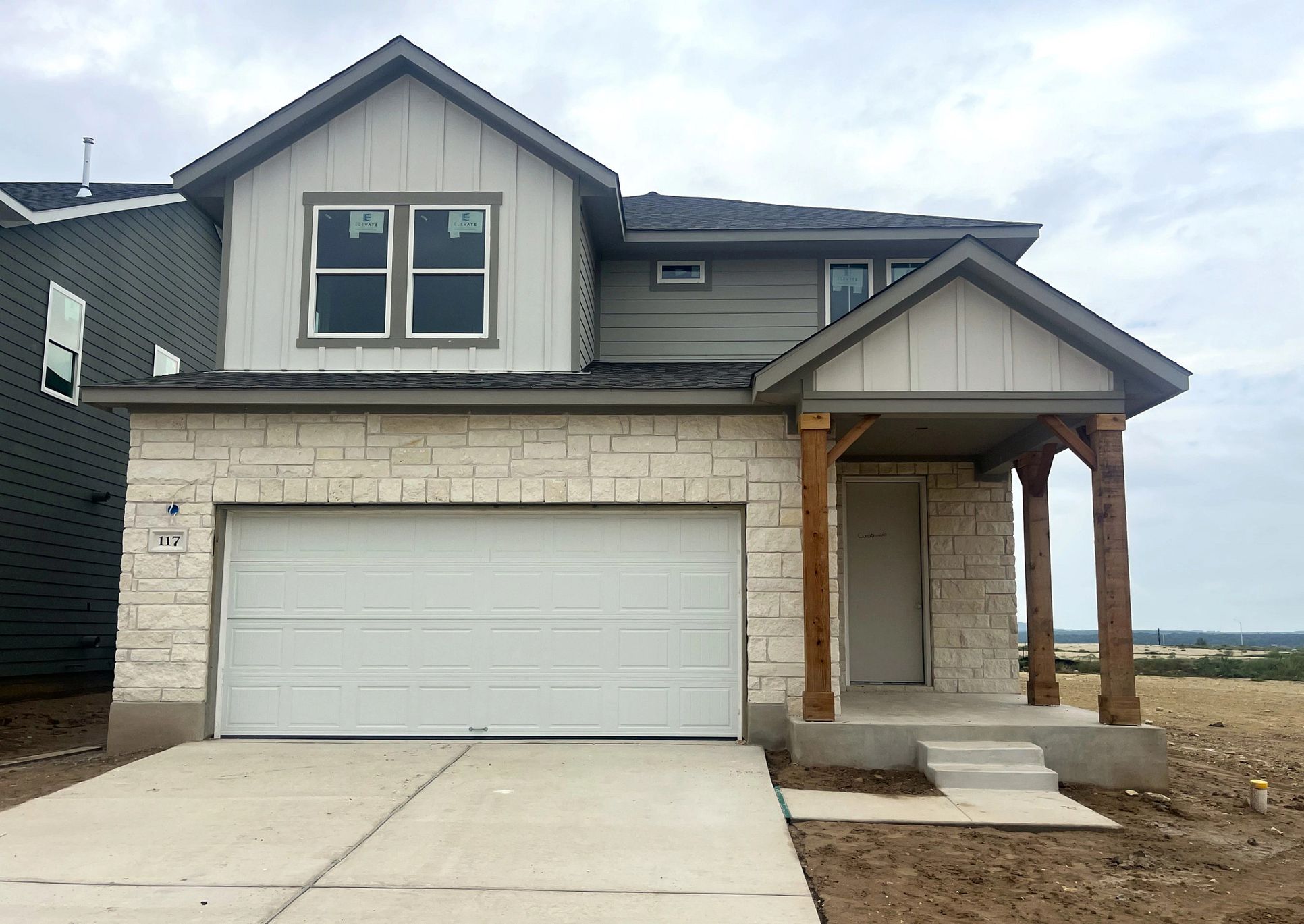 Exterior:Front Exterior