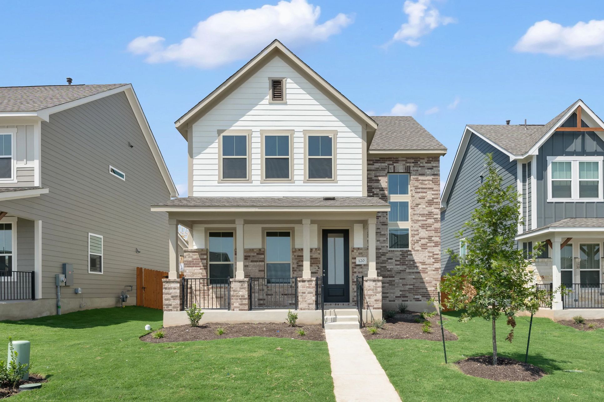 Exterior:Front Exterior
