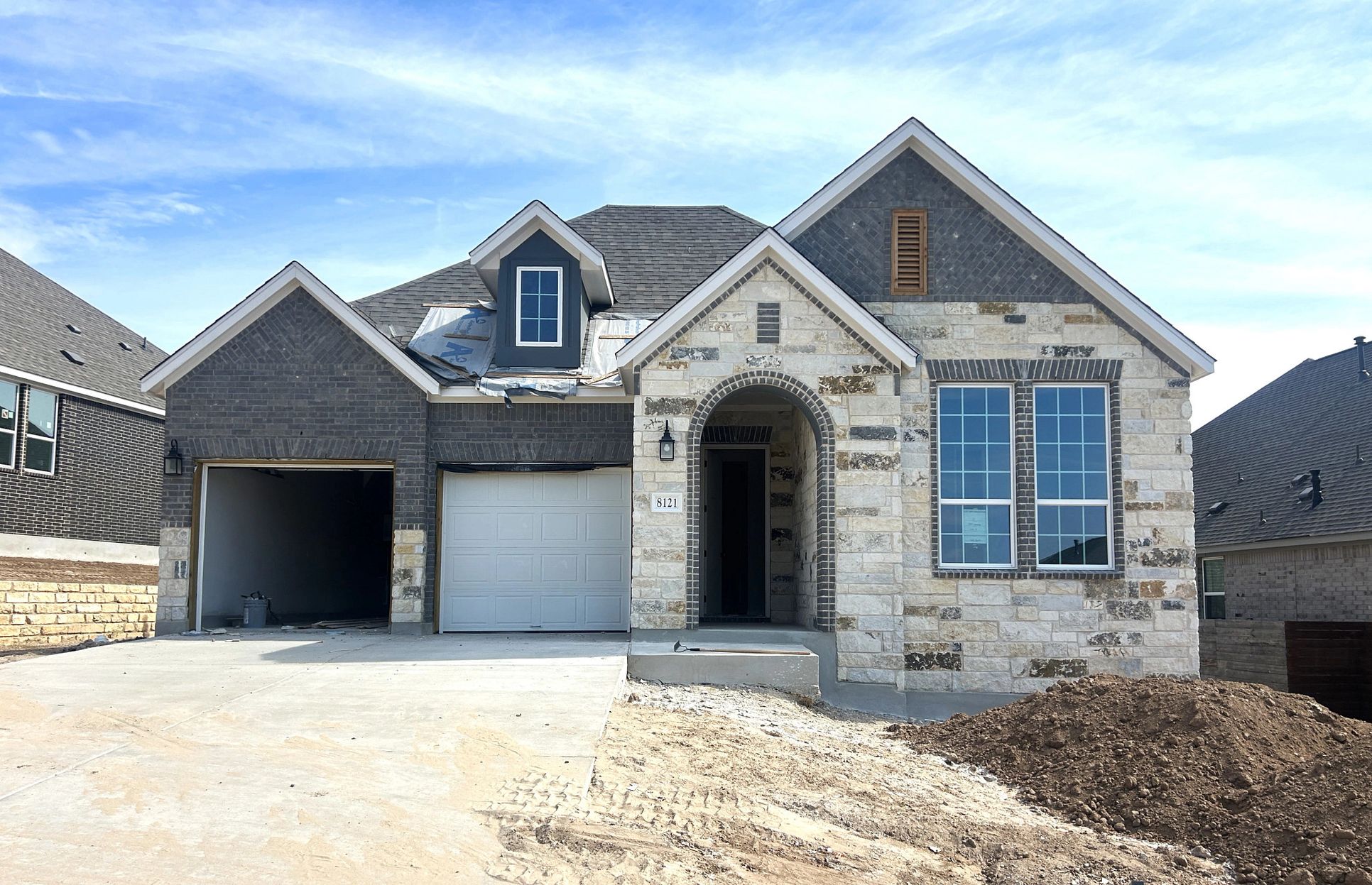 Exterior:Front Exterior