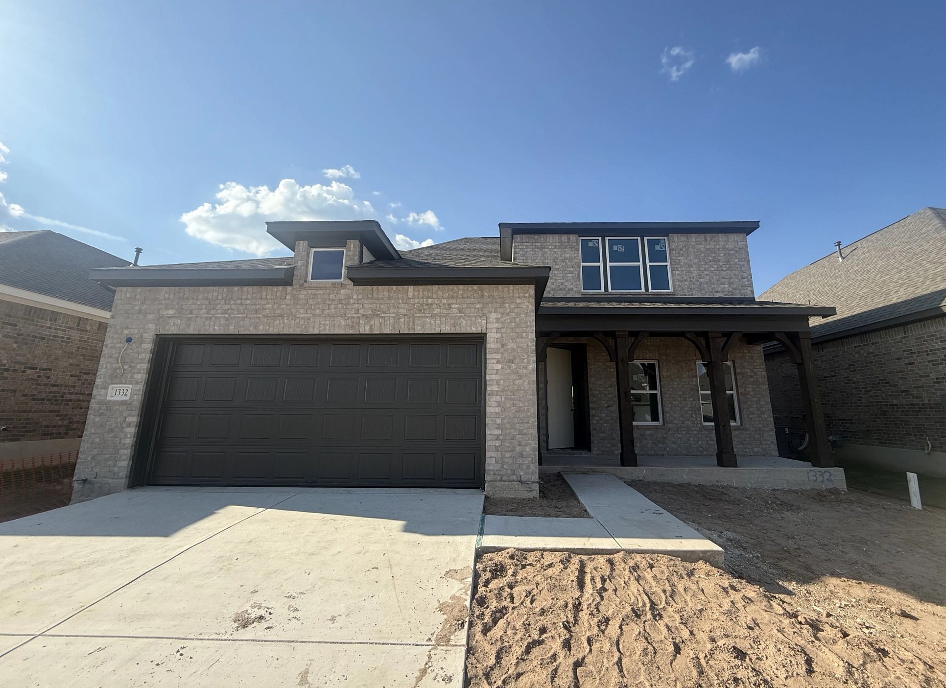 Exterior:Front Exterior