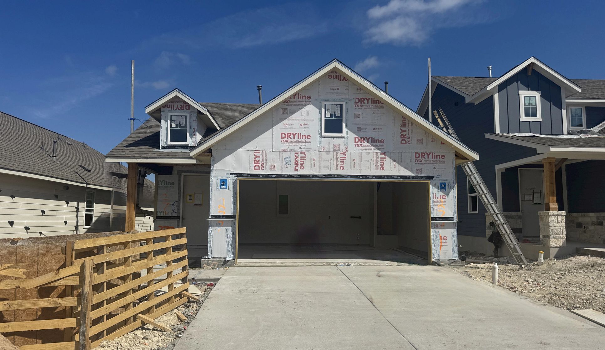 Exterior:Front Exterior