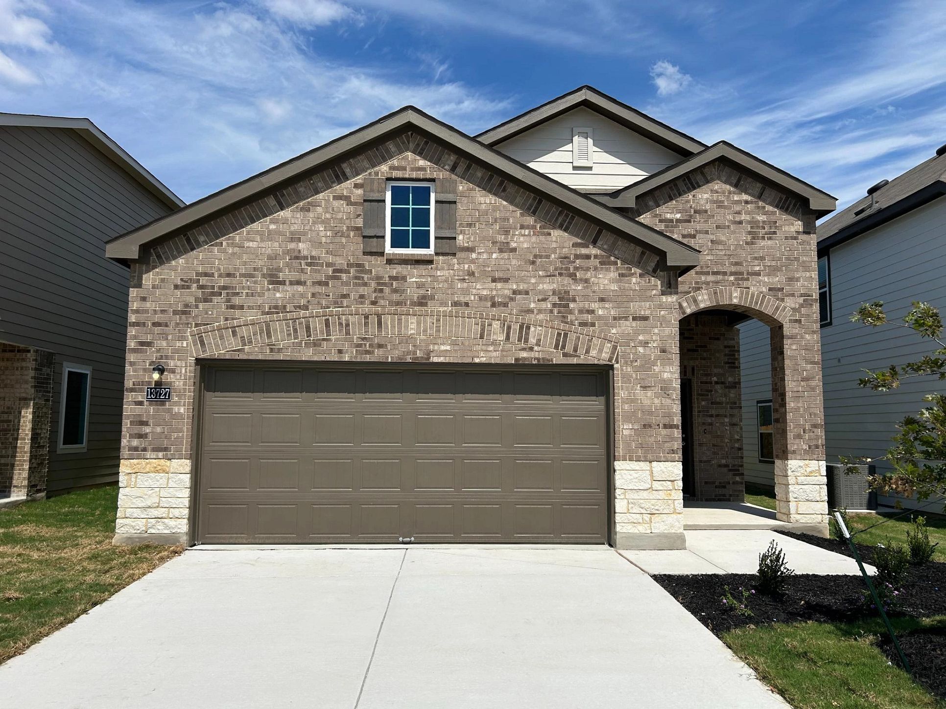 Exterior:Front Elevation