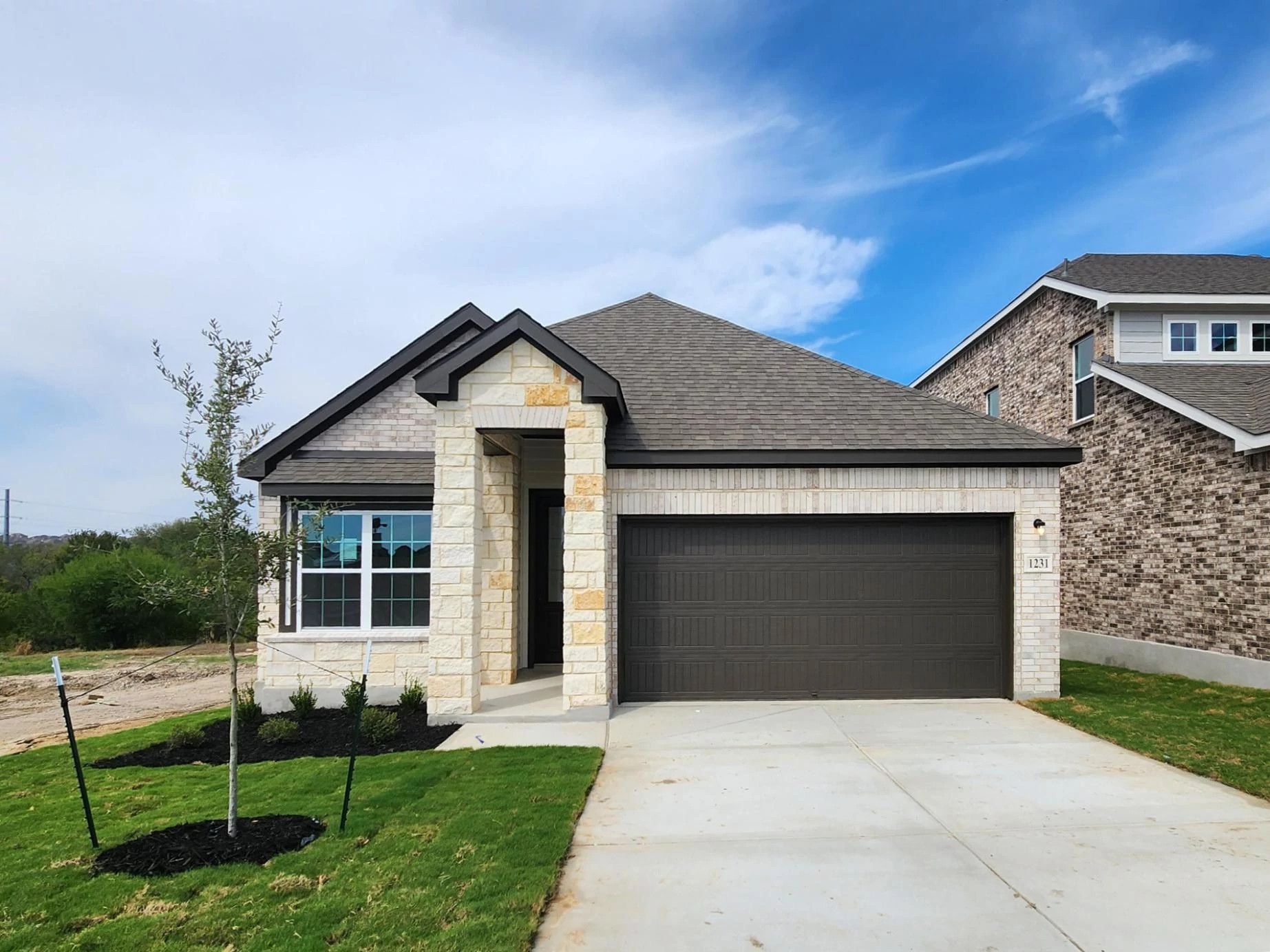 Exterior:Front Elevation