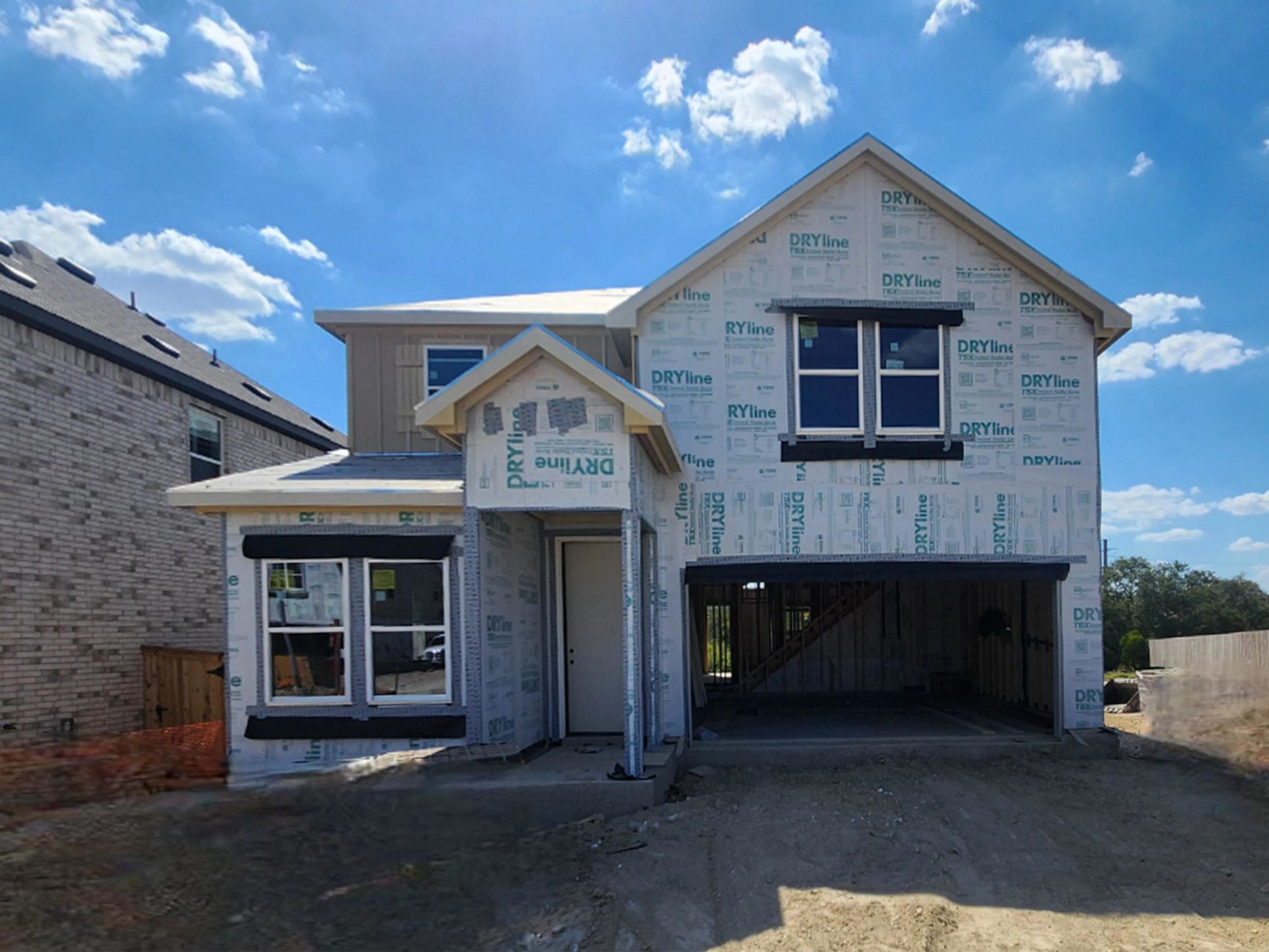 Exterior:Front Elevation