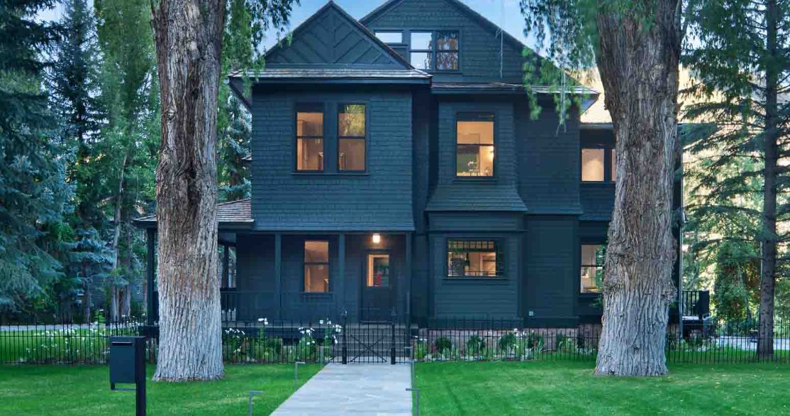 Aspen Constructors,81611