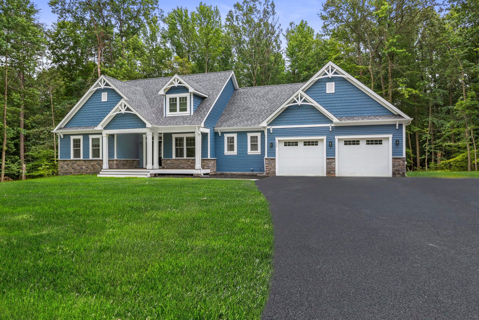 Avalon Custom Builders,21921