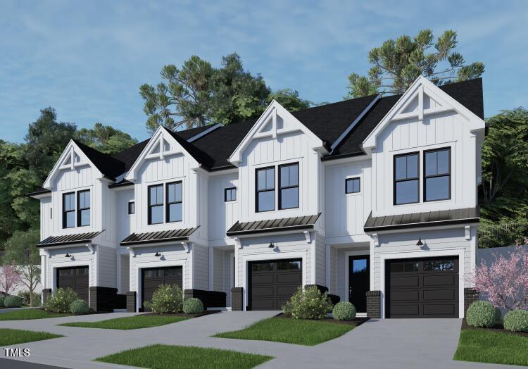 Exterior:PLH 11-8