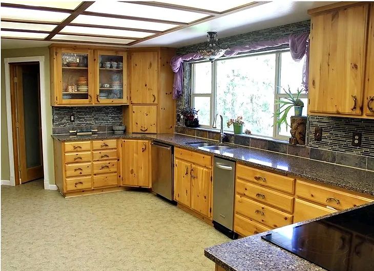 Bandon Designs,97411