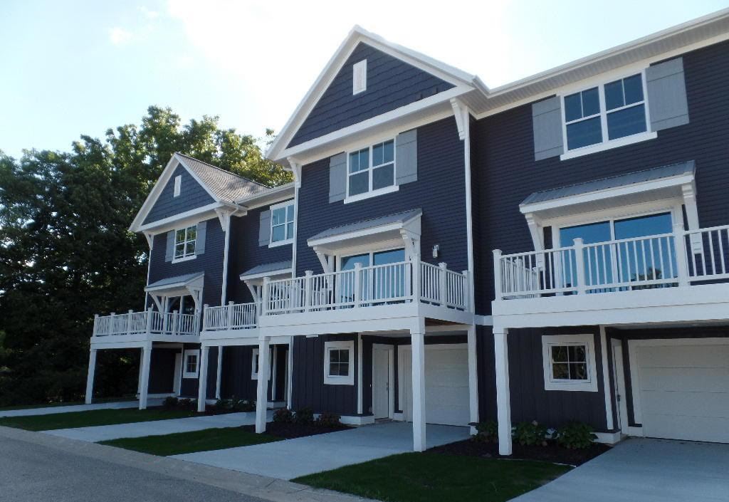 Harbor Village East,49546