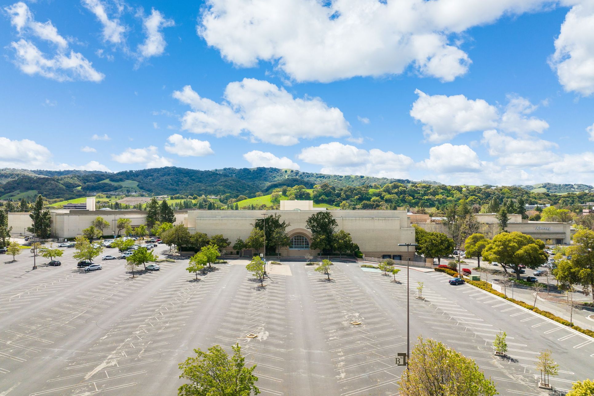 Pleasanton Nordstrom Pleasanton,92612