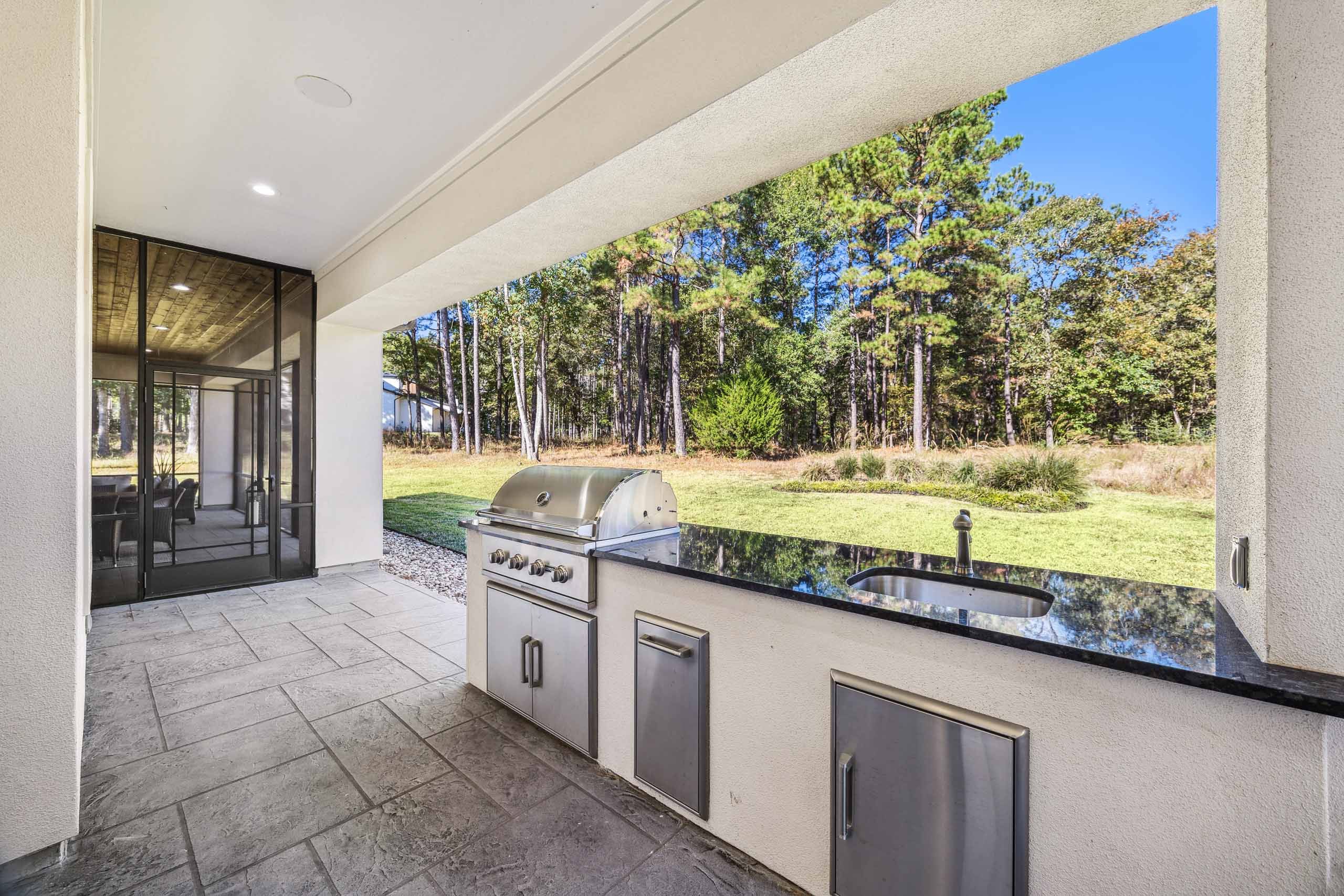 Sierra Classic Custom Homes,77494