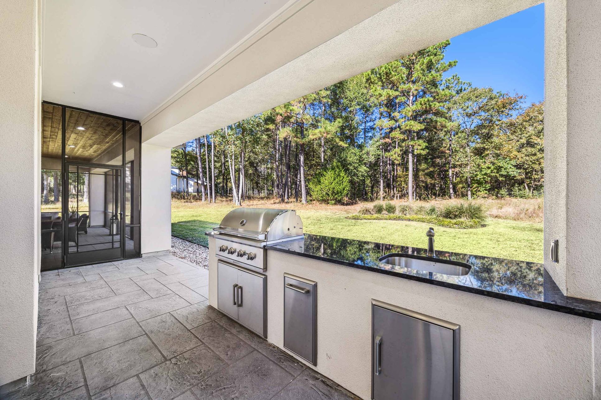 Sierra Classic Custom Homes,77494