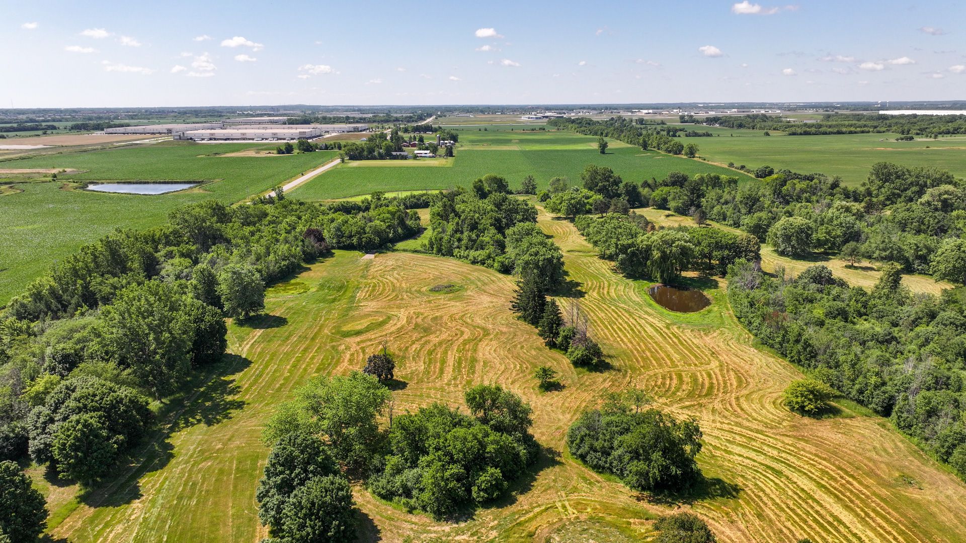The Streets Of Maplecrest,53045