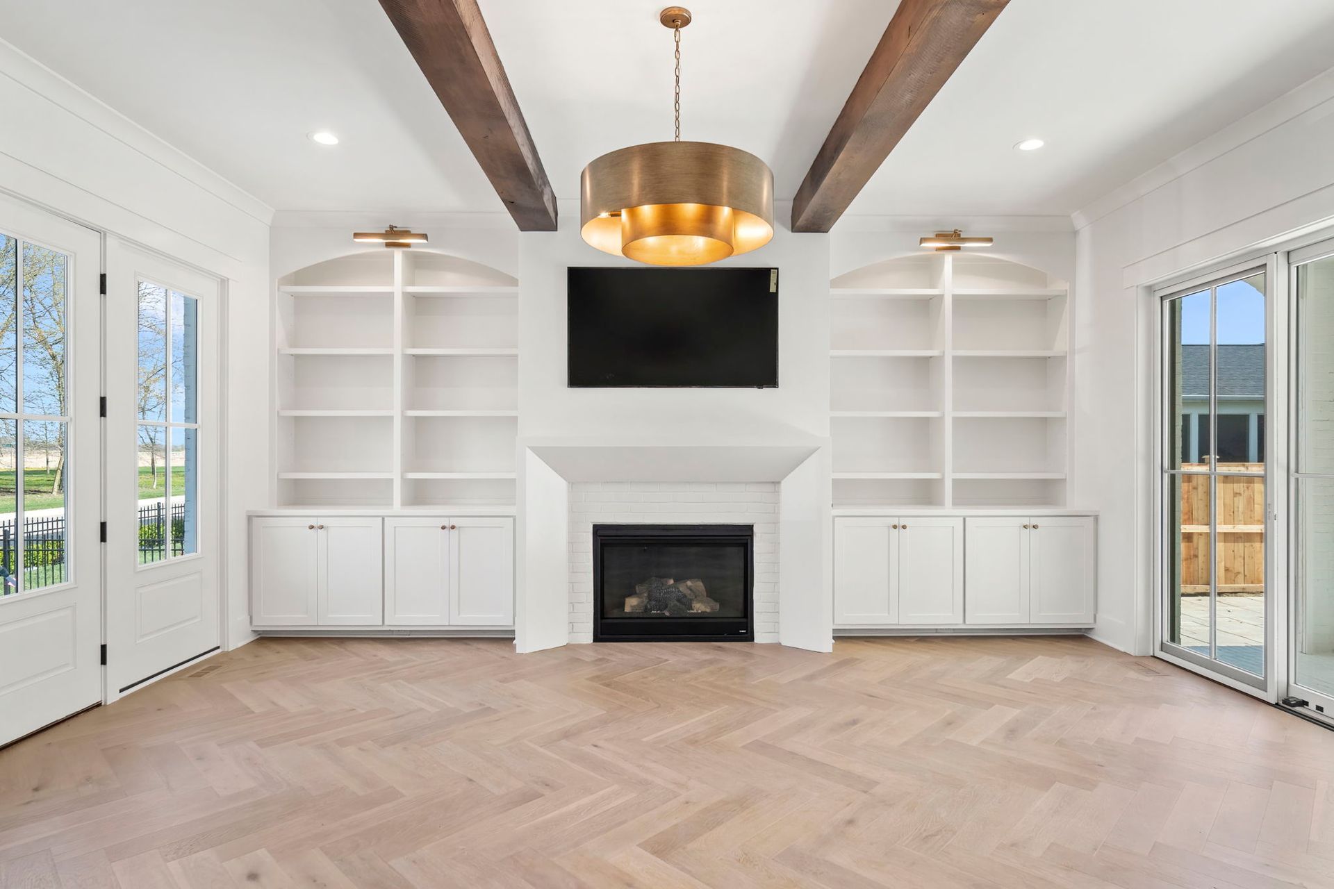 Kenric Fine Homes,43035