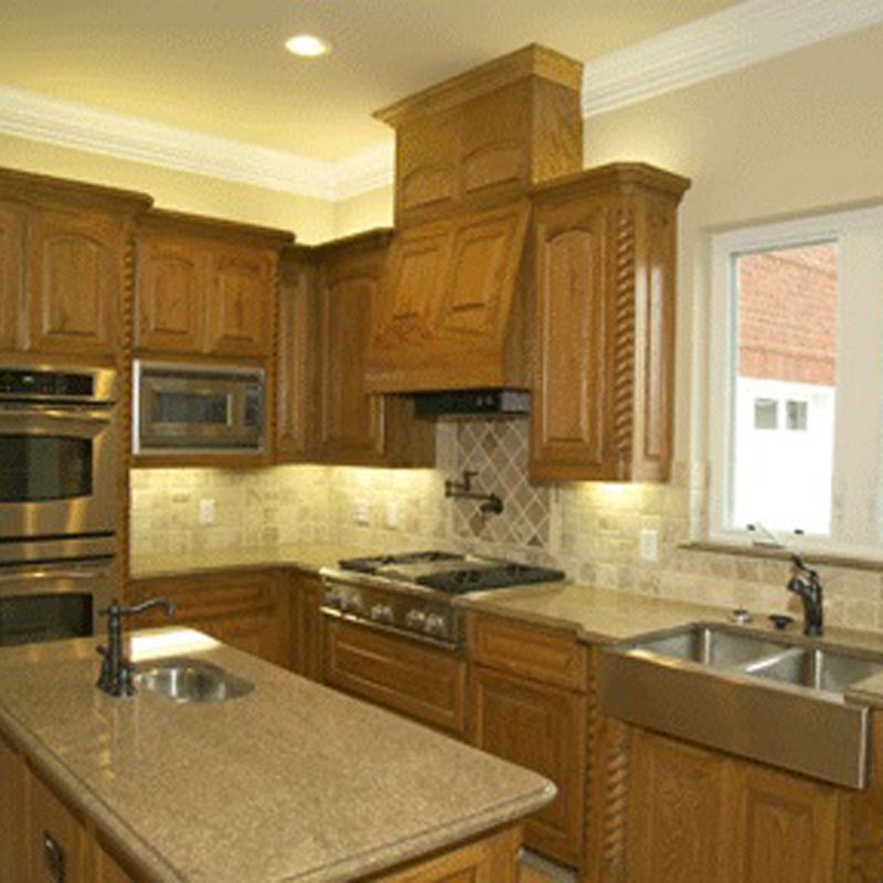 B&J Custom homes,75104