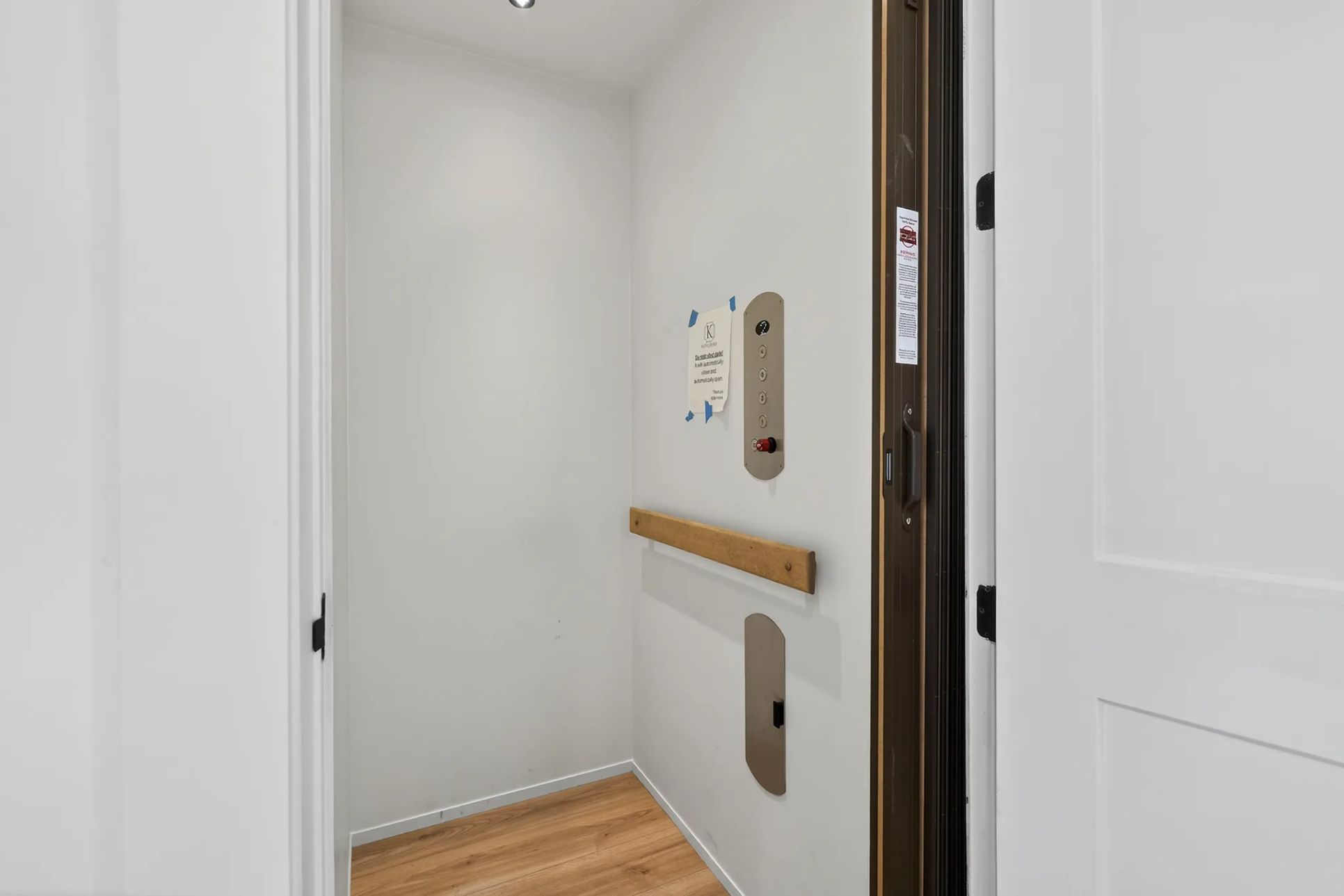 Skyview On Broad,30518