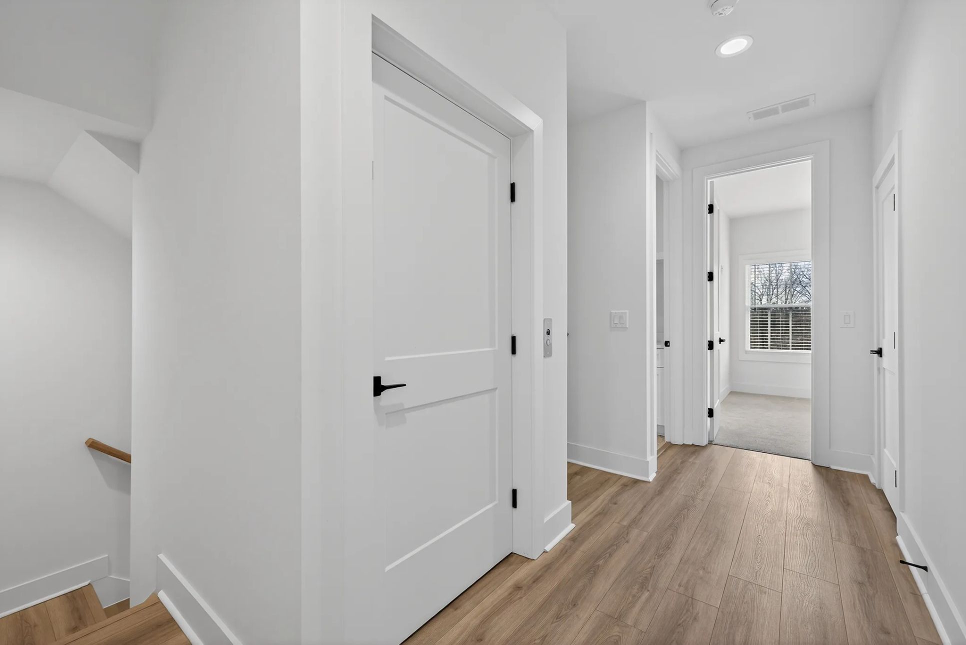 Skyview On Broad,30518