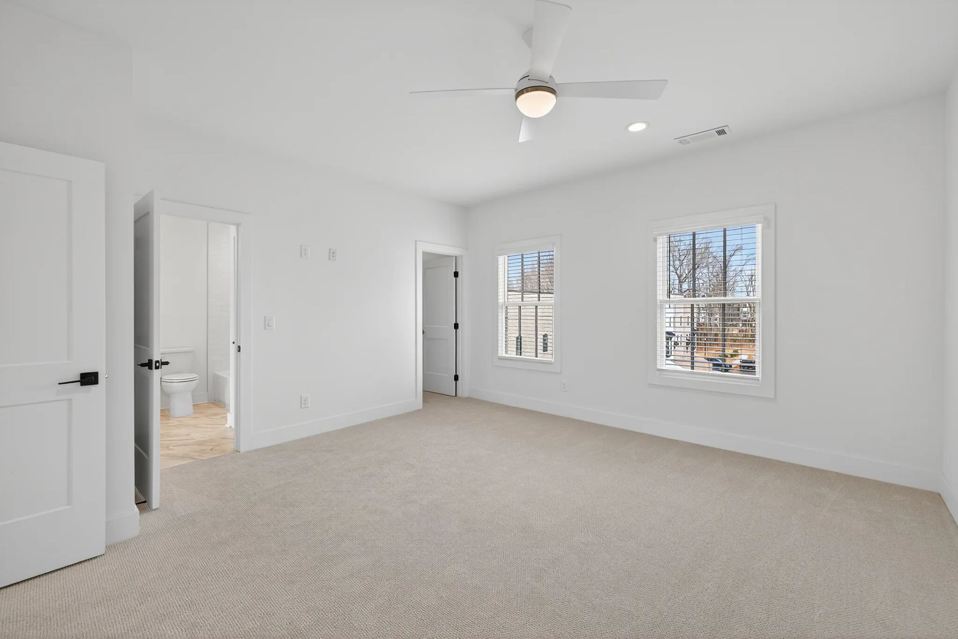 Skyview On Broad,30518