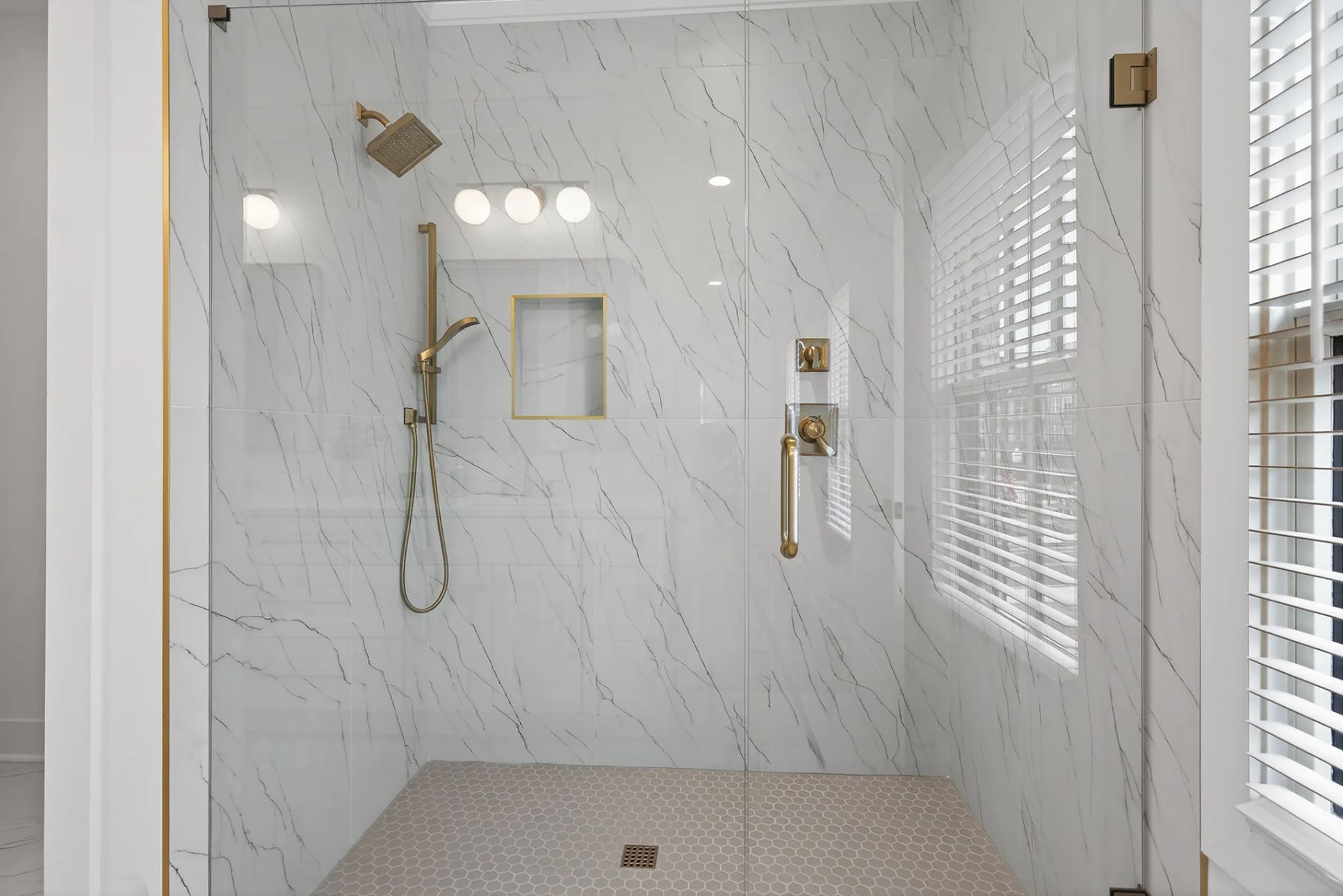 Skyview On Broad,30518