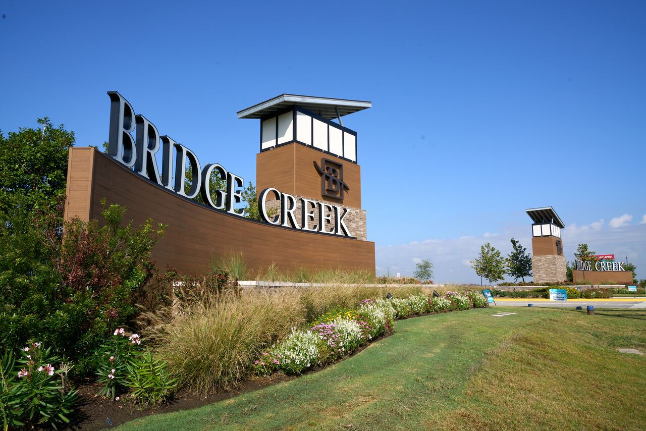 Bridge Creek,77063