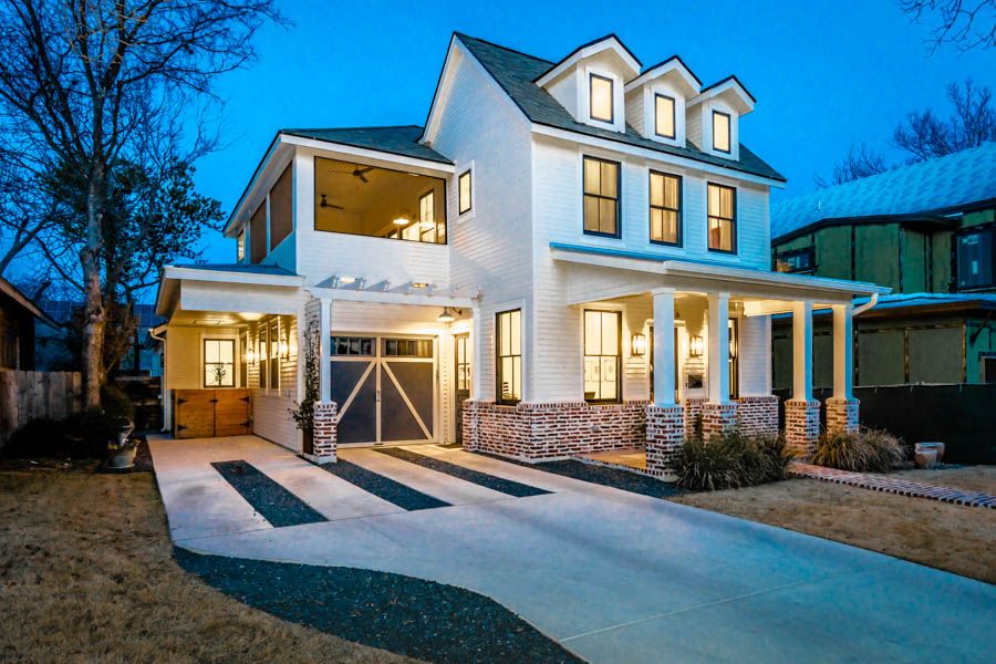Agave Custom Homes,78669