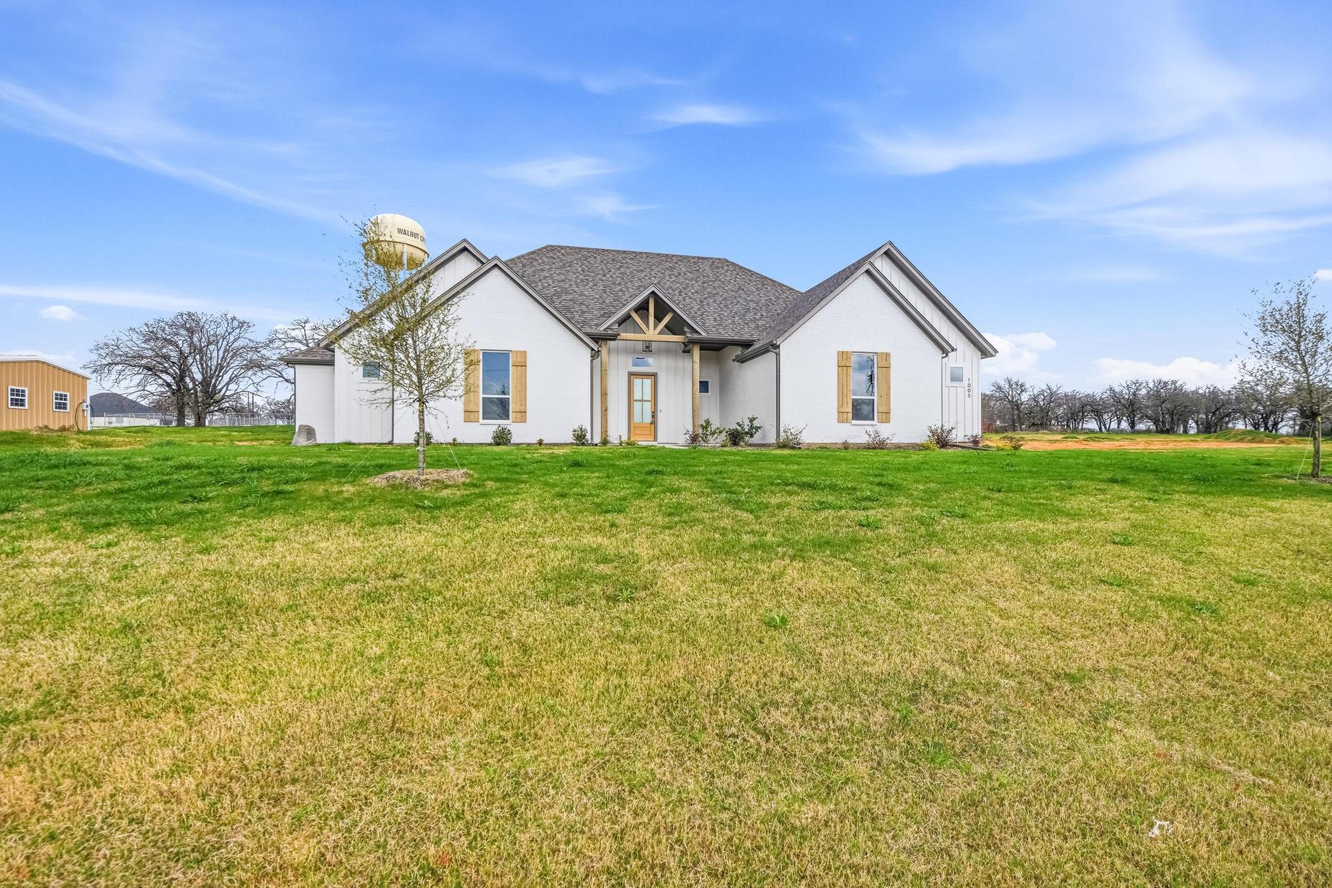 Mcbee Homes 1005 Ronnie CT,76179