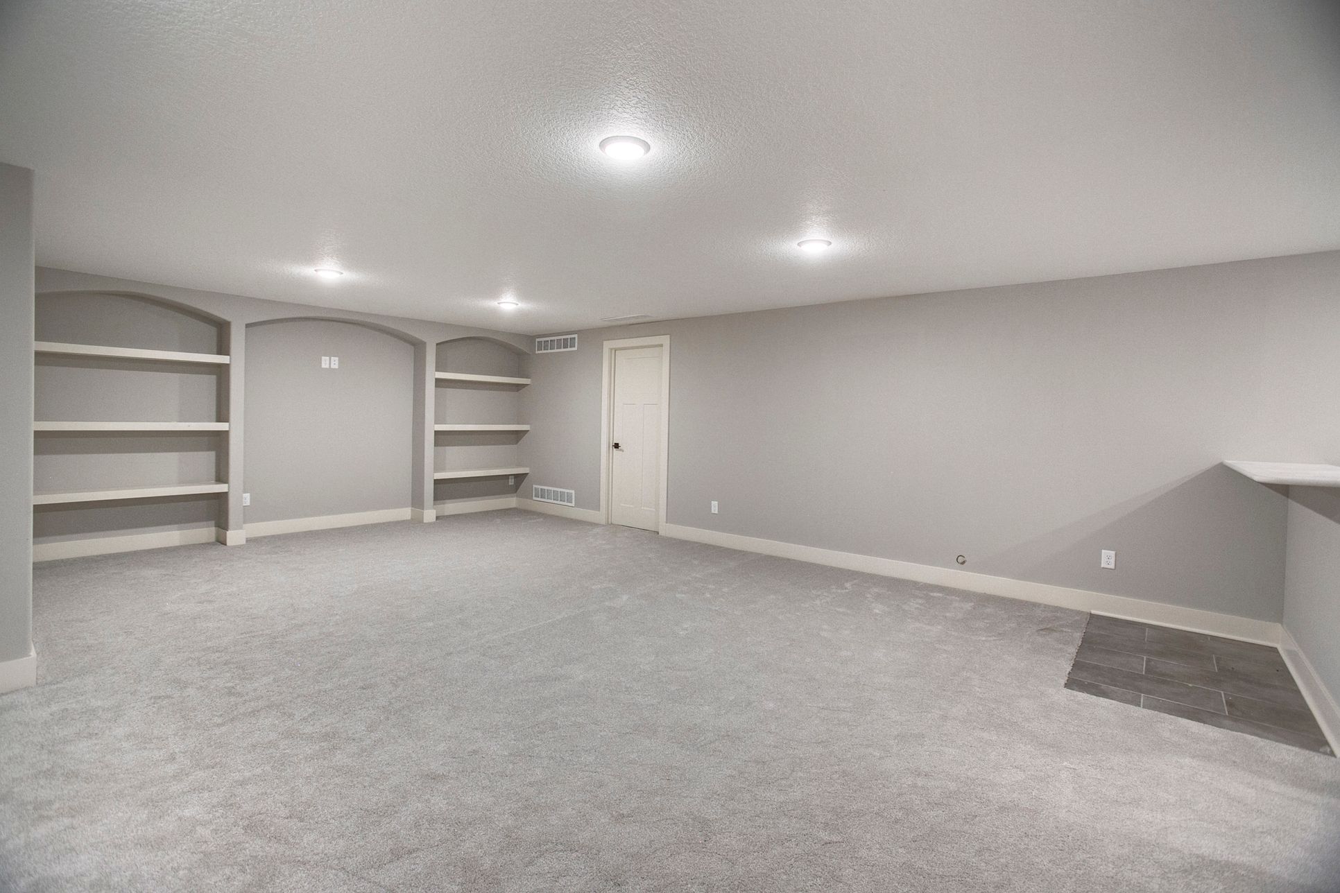 RJ Castle Homes,67205