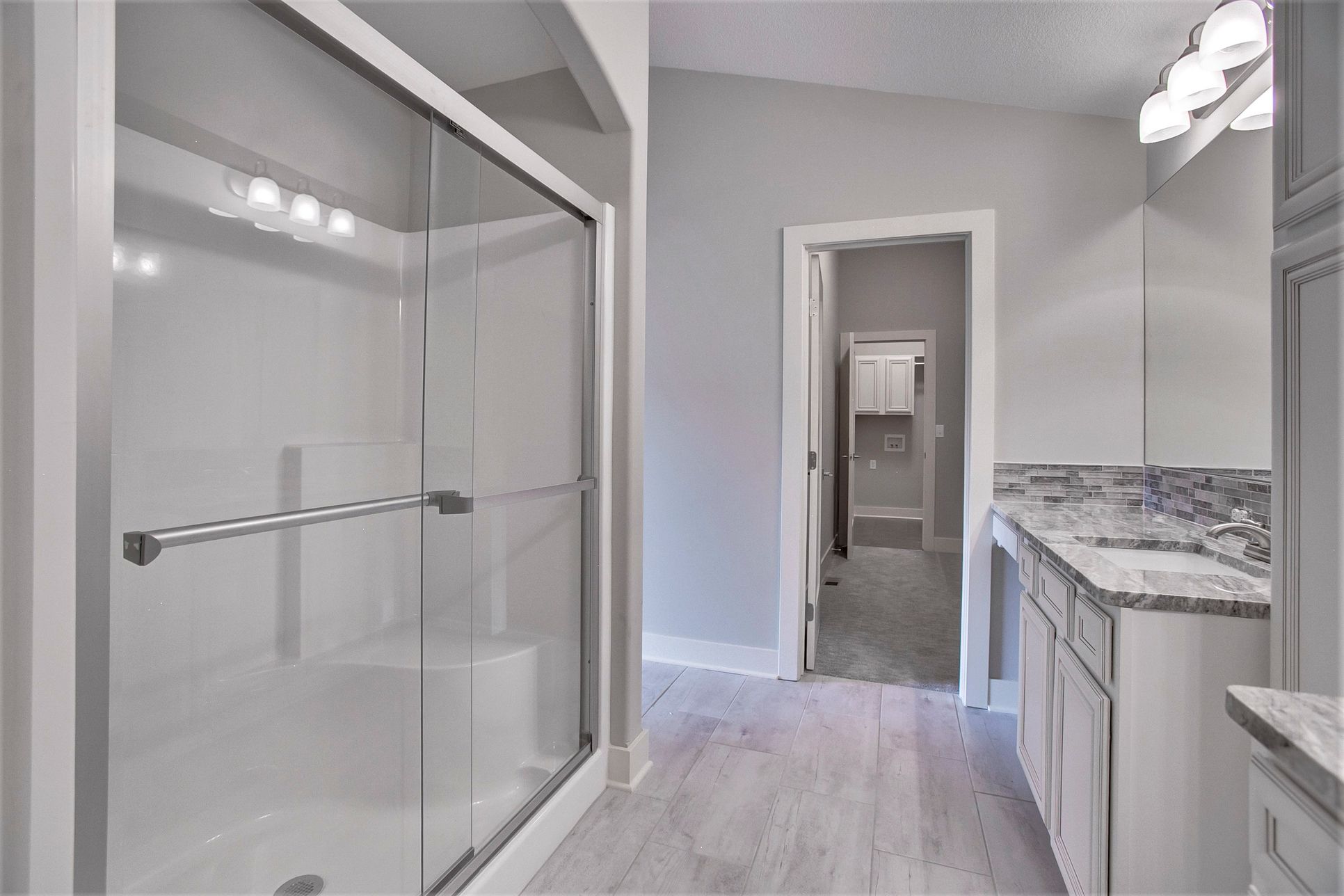 RJ Castle Homes,67205