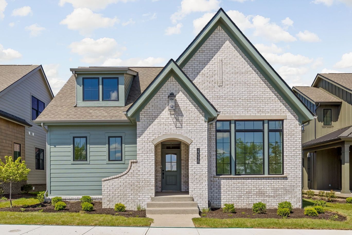 View All Neighborhoods,46074