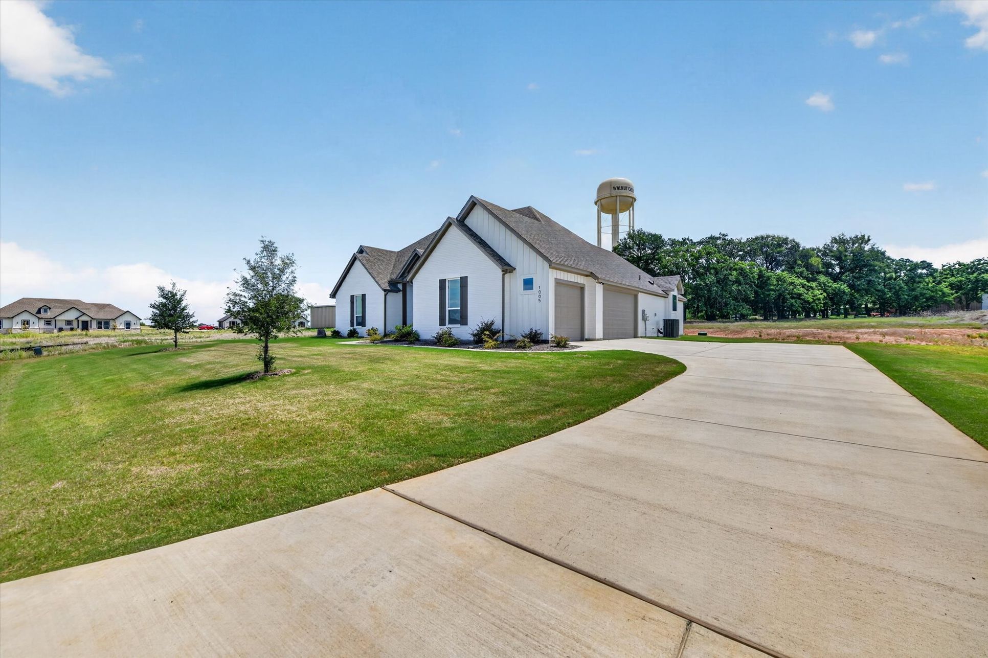 Mcbee Homes 1005 Ronnie CT,76114