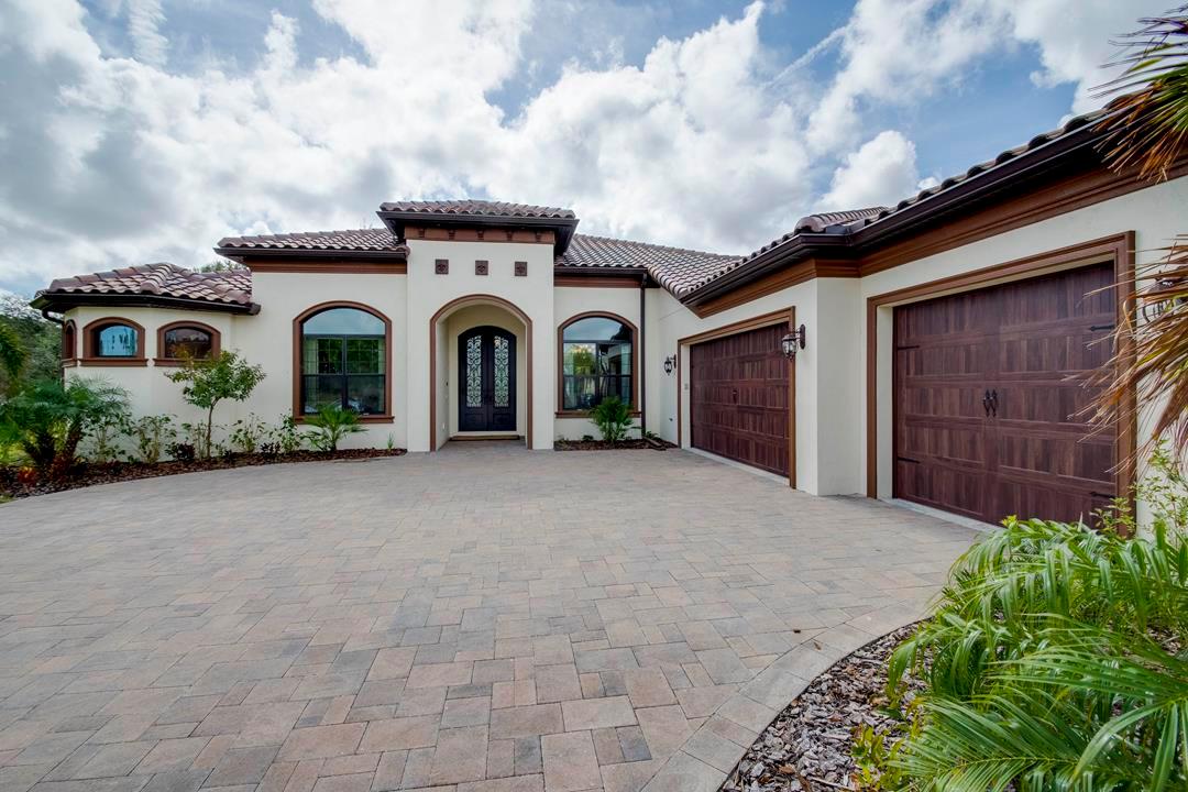 A&E Custom Homes,32911