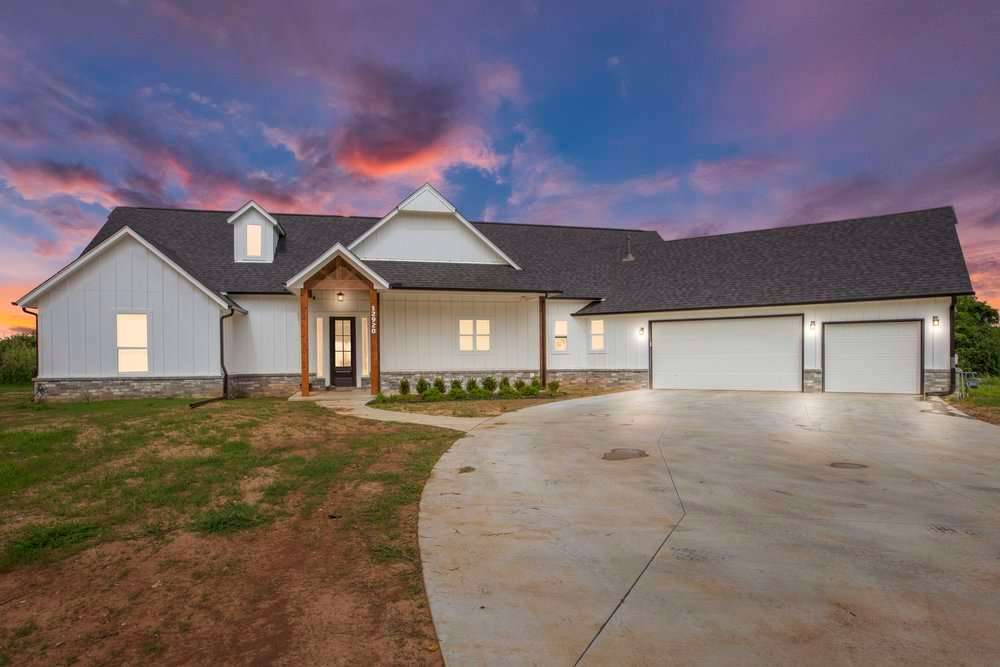 Banner Custom Homes,74134