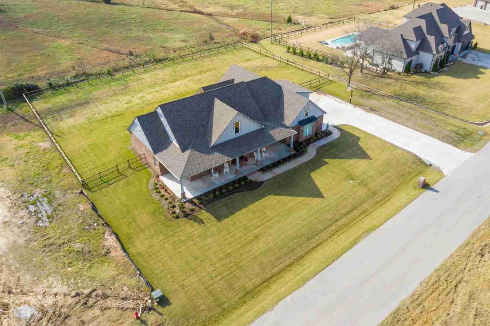 Banner Custom Homes,74134